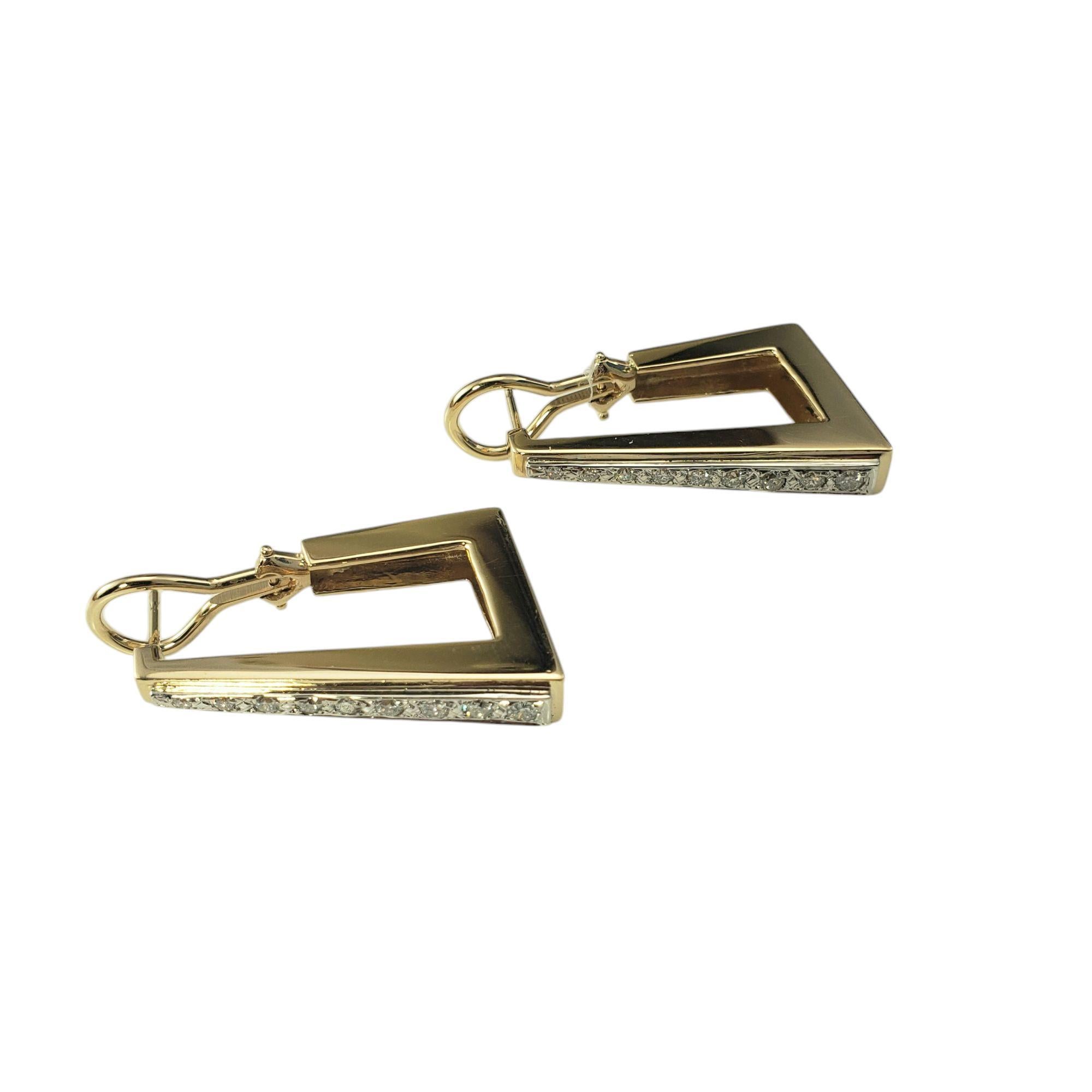Contemporary 14 Karat Yellow Gold and Diamond Rectangular Hoop Earrings #21036 For Sale