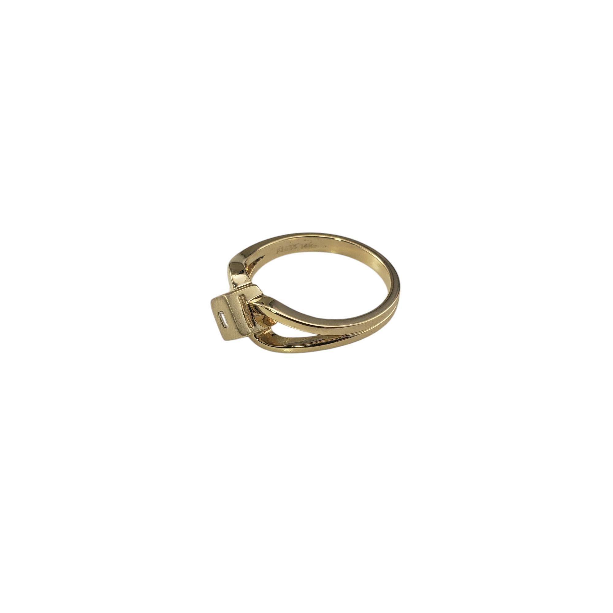 14 Karat Yellow Gold and Diamond Ring Size 6.25 #20747 In Good Condition For Sale In Washington Depot, CT