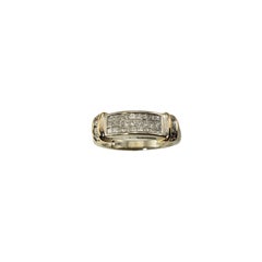 14 Karat Gelbgold und Diamant-Ring Größe 7,25