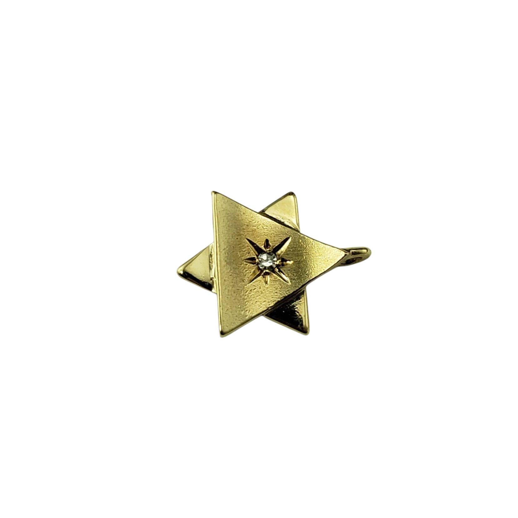 Taglio singolo Ciondolo con stella di David in oro giallo 14 carati e diamanti #22349 in vendita