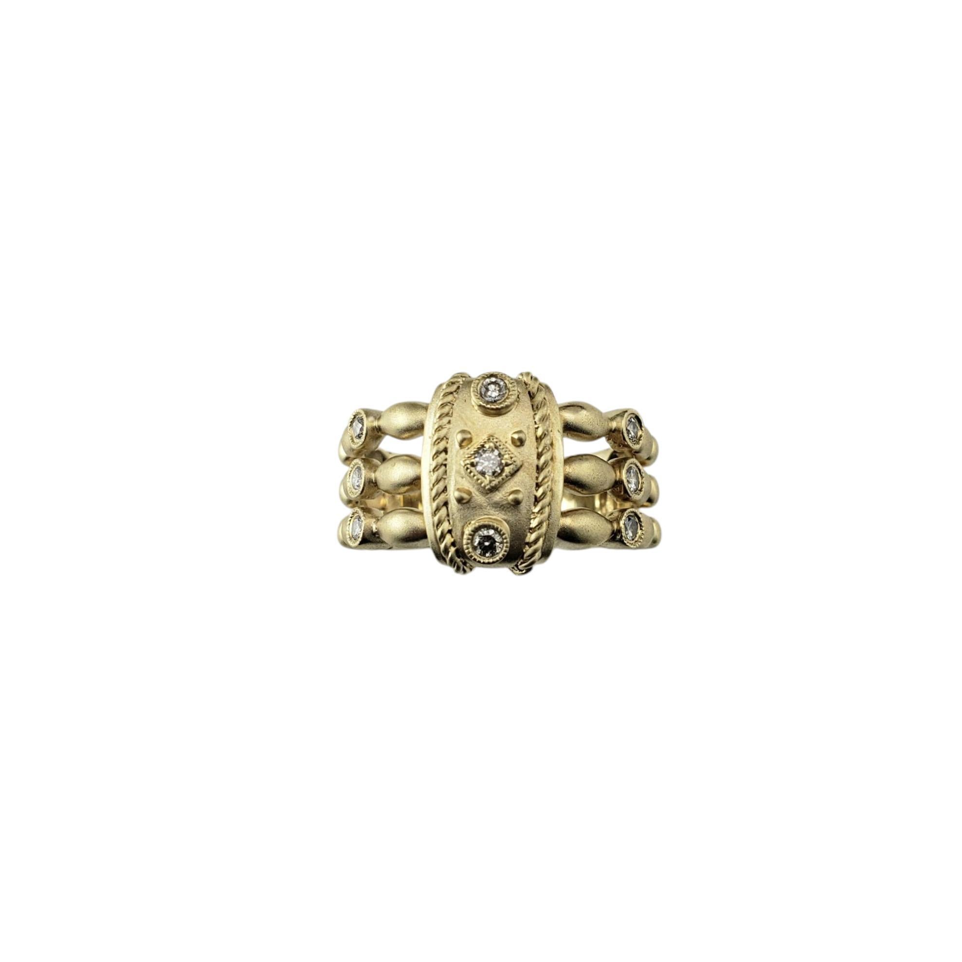 Anillo triple de oro amarillo de 14 quilates y diamantes talla 6.75 #21382