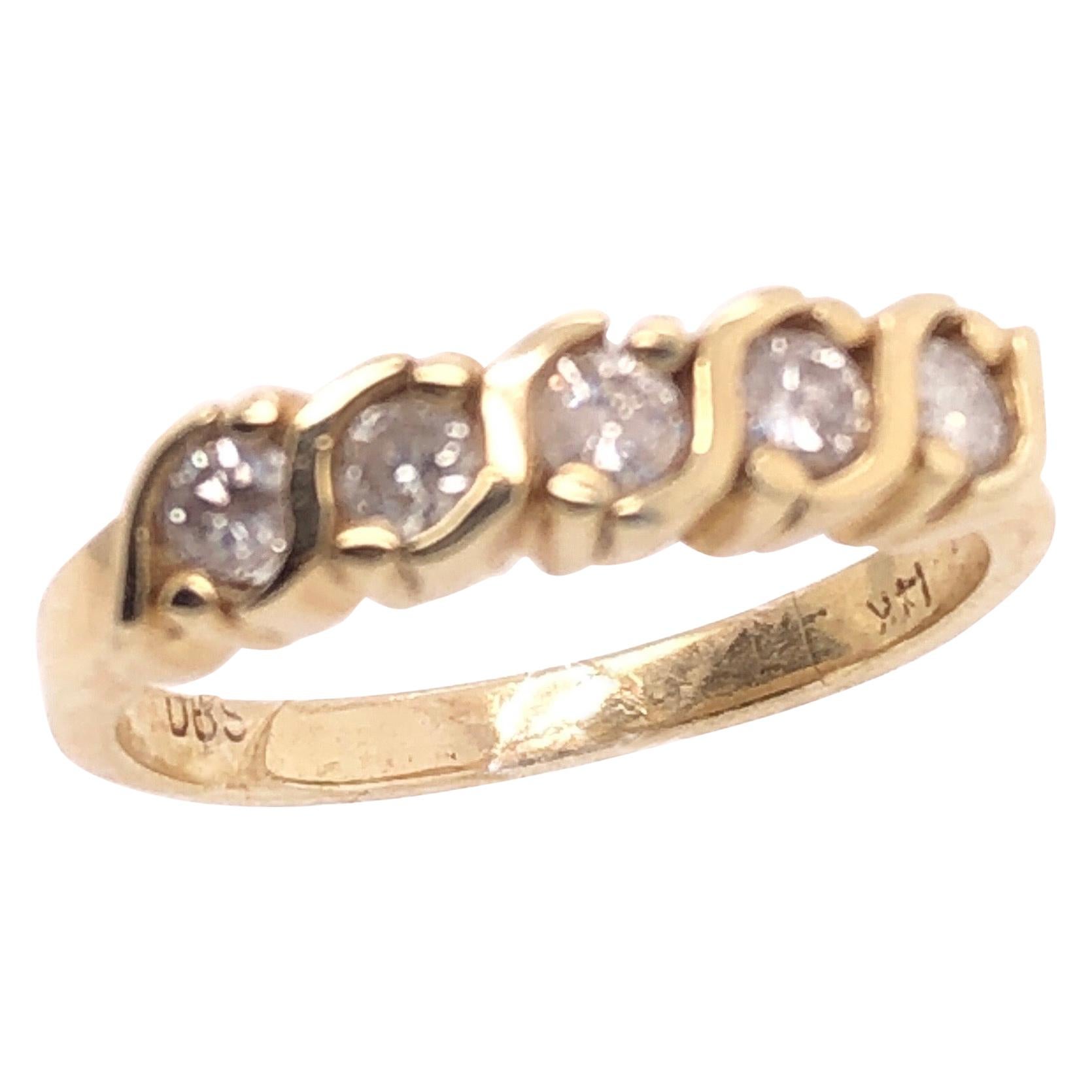 14 Karat Gelbgold und Diamant Ehering Braut / Jahrestag-Ring im Angebot