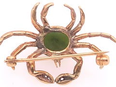 14 Karat Yellow Gold and Emerald Cabochon Crab Brooch / Pin