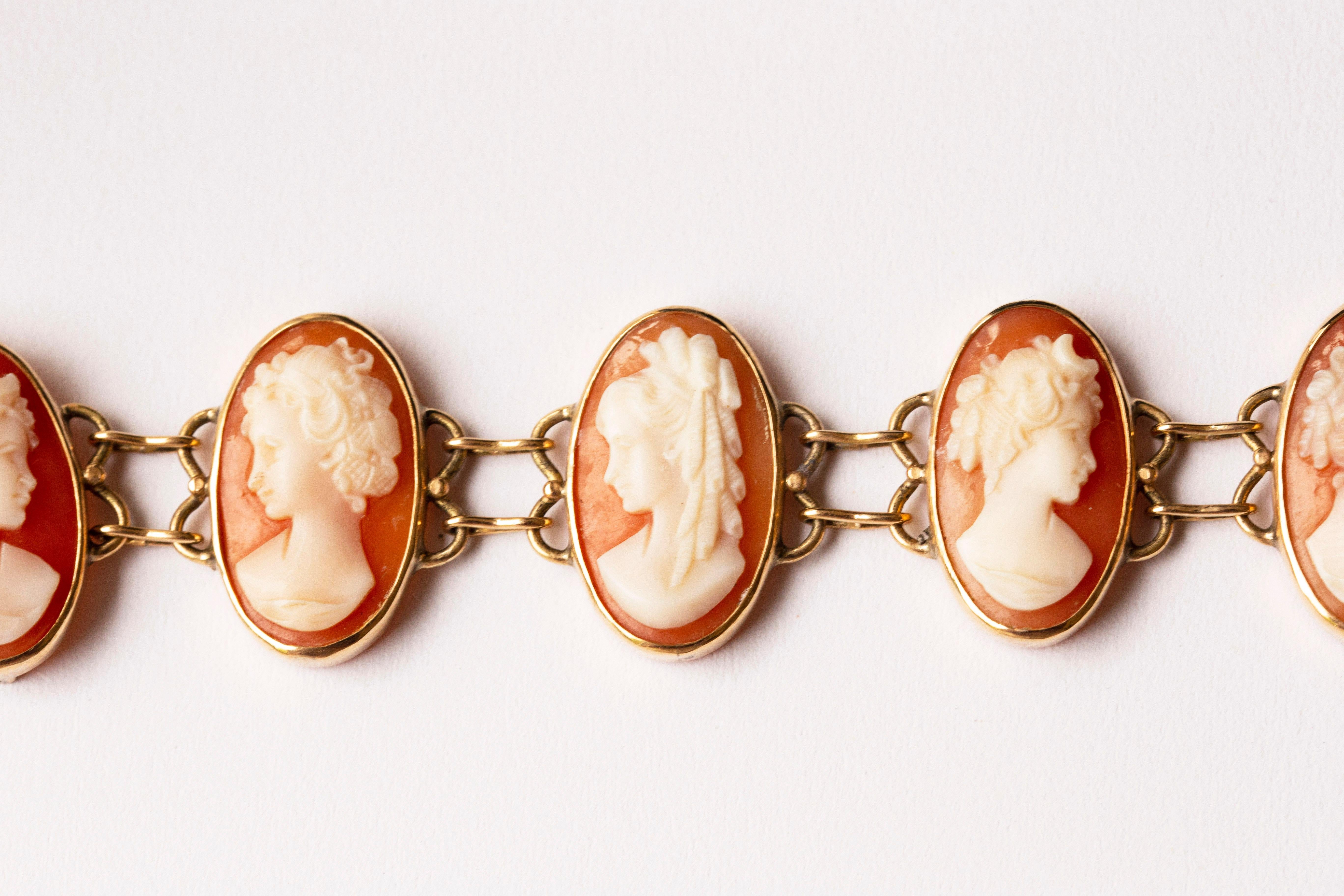 14 Karat Yellow Gold and Hand Carved Shell Cameo Link Bracelet For Sale 4
