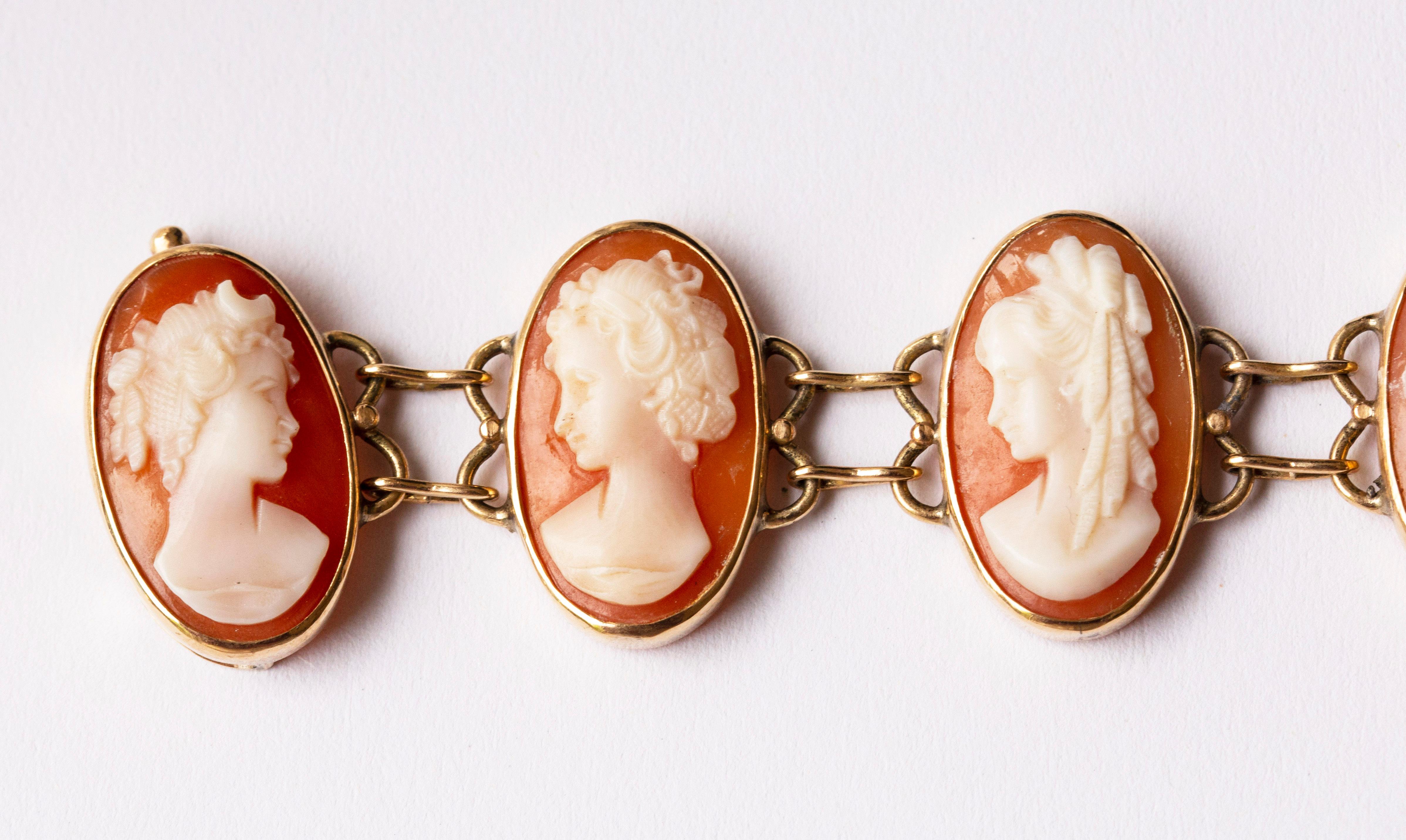 14 Karat Yellow Gold and Hand Carved Shell Cameo Link Bracelet For Sale 3