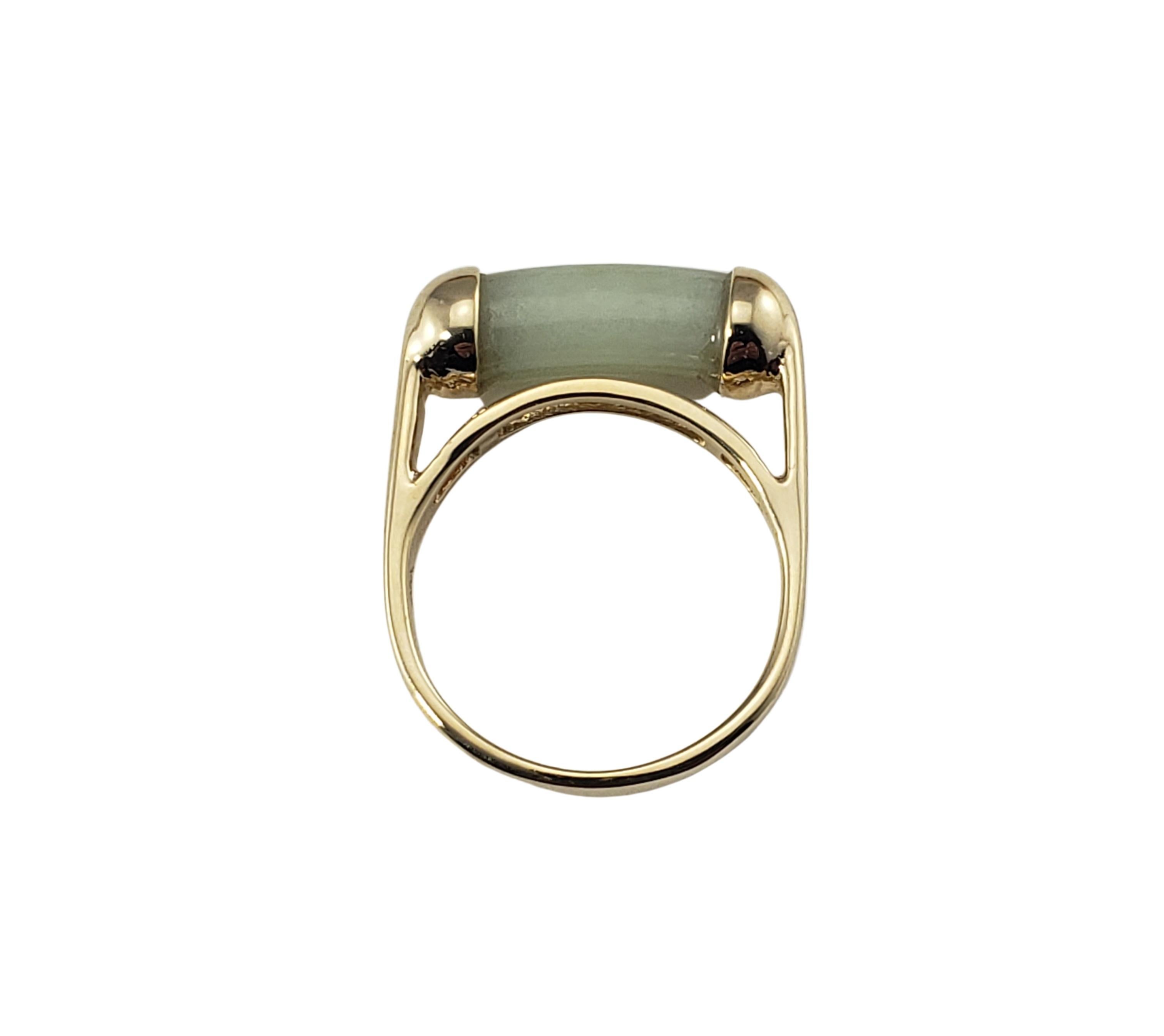 14 Karat Yellow Gold and Jade Ring 1