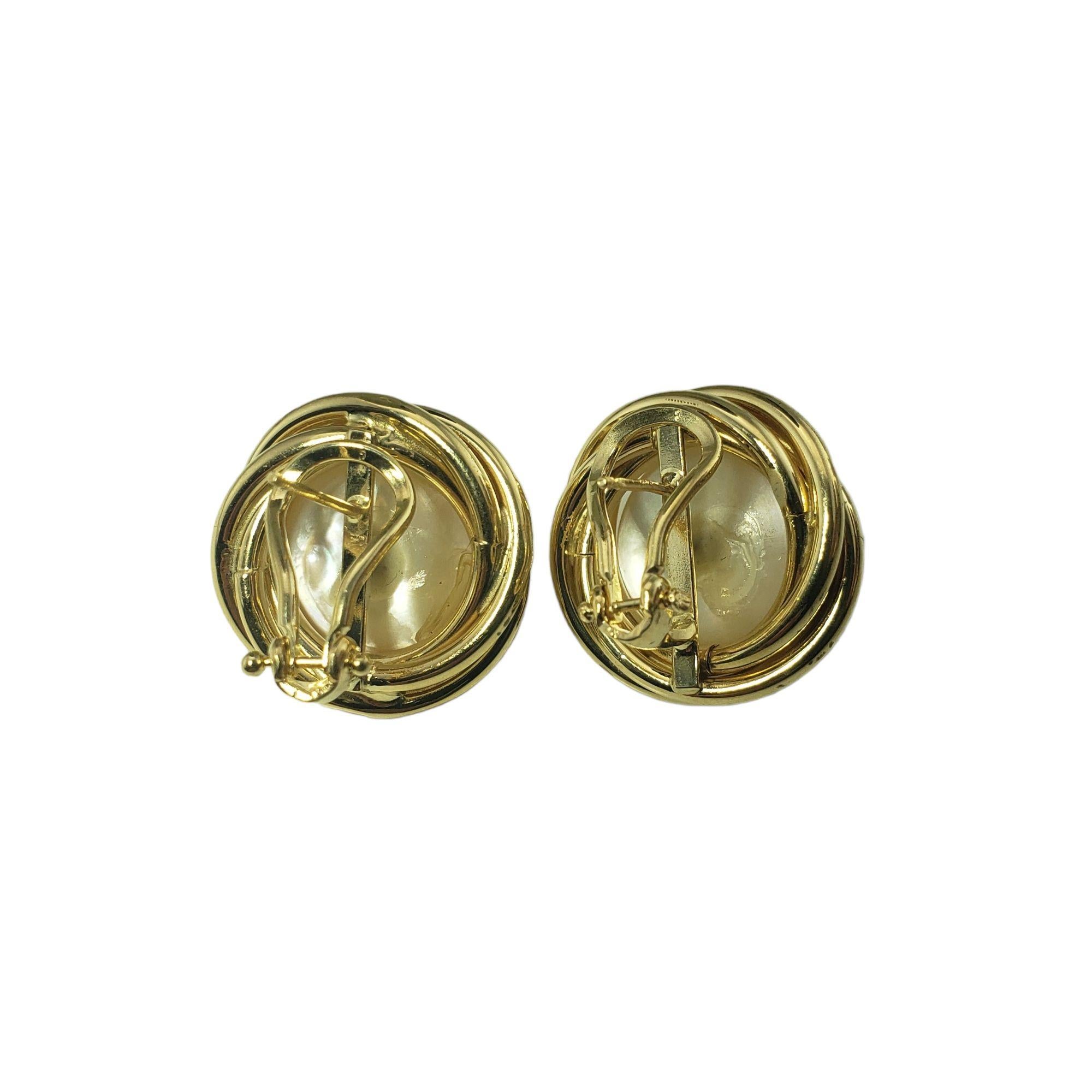 Round Cut 14 Karat Yellow Gold and Mabe Pearl Earrings For Sale
