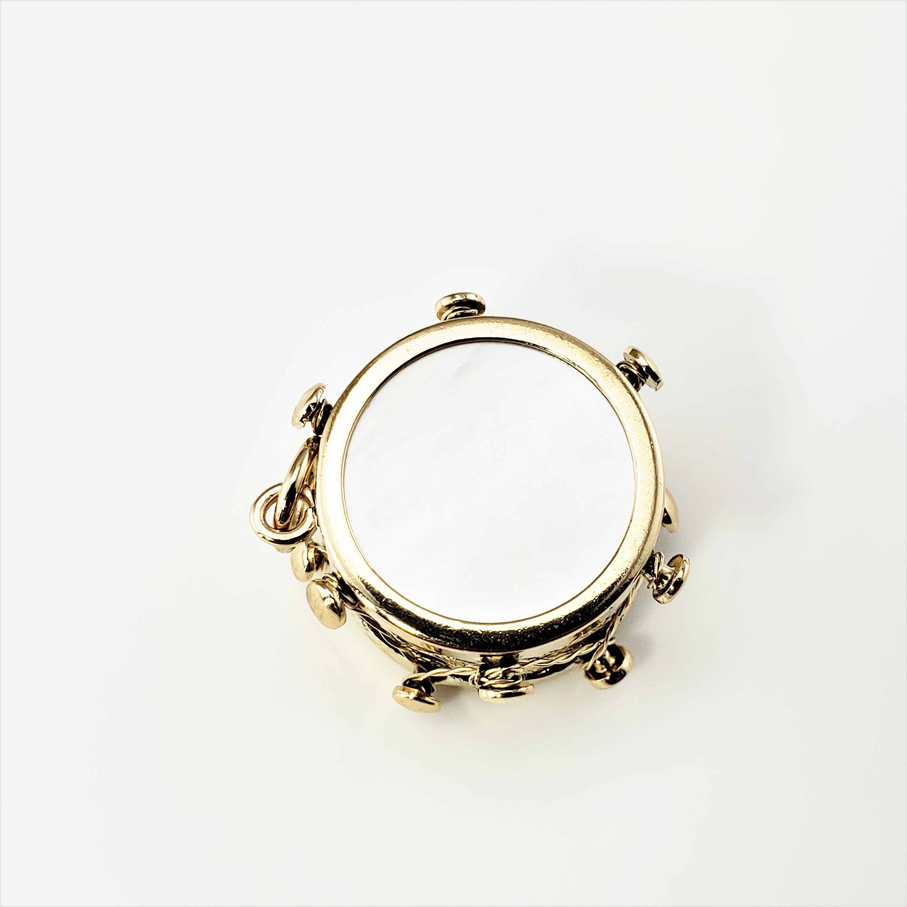 14 Karat Yellow Gold and Mother of Pearl Drum Charm In Good Condition For Sale In Washington Depot, CT