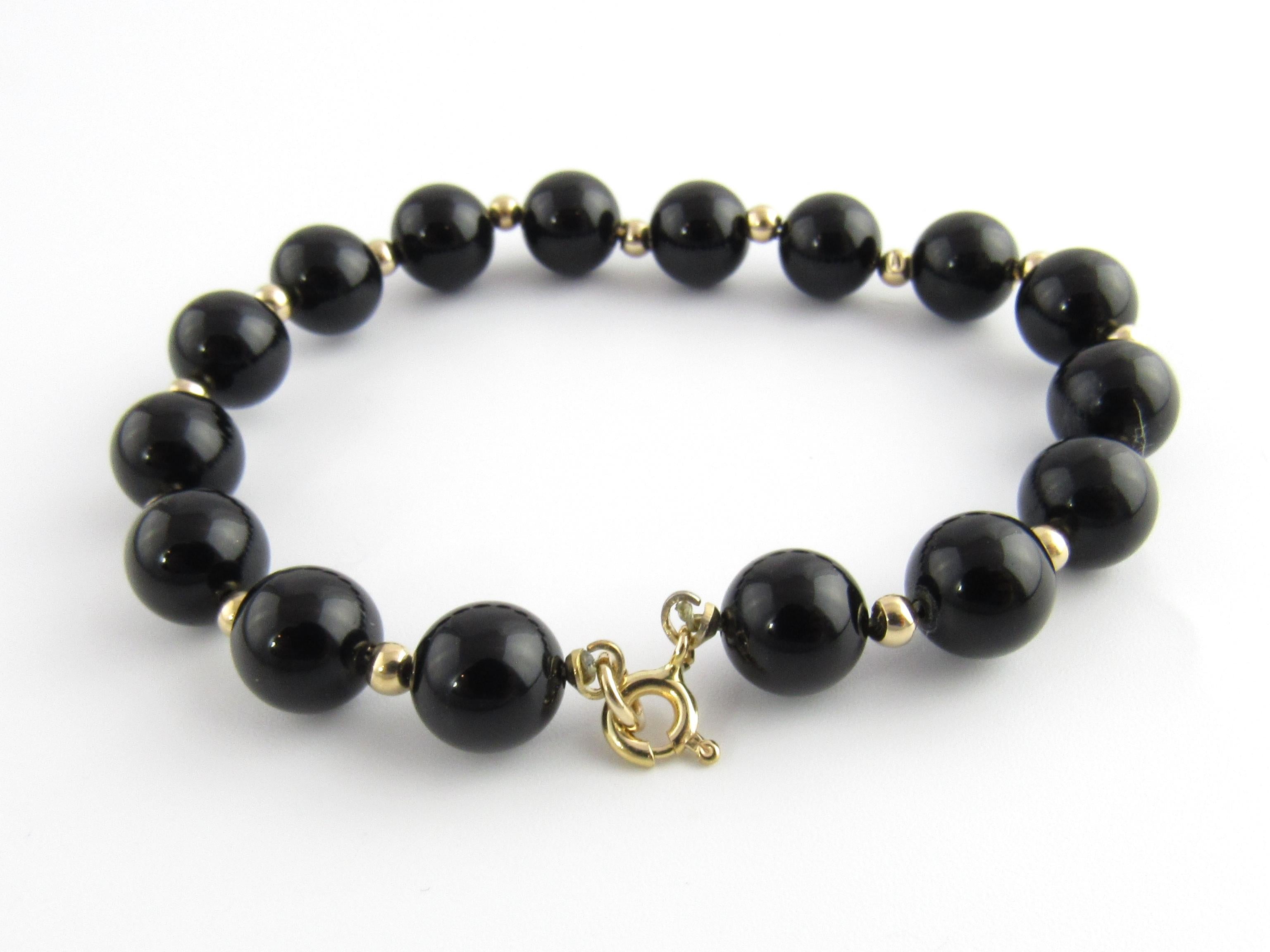 14 Karat Yellow Gold and Onyx Bead Bracelet In Good Condition In Washington Depot, CT