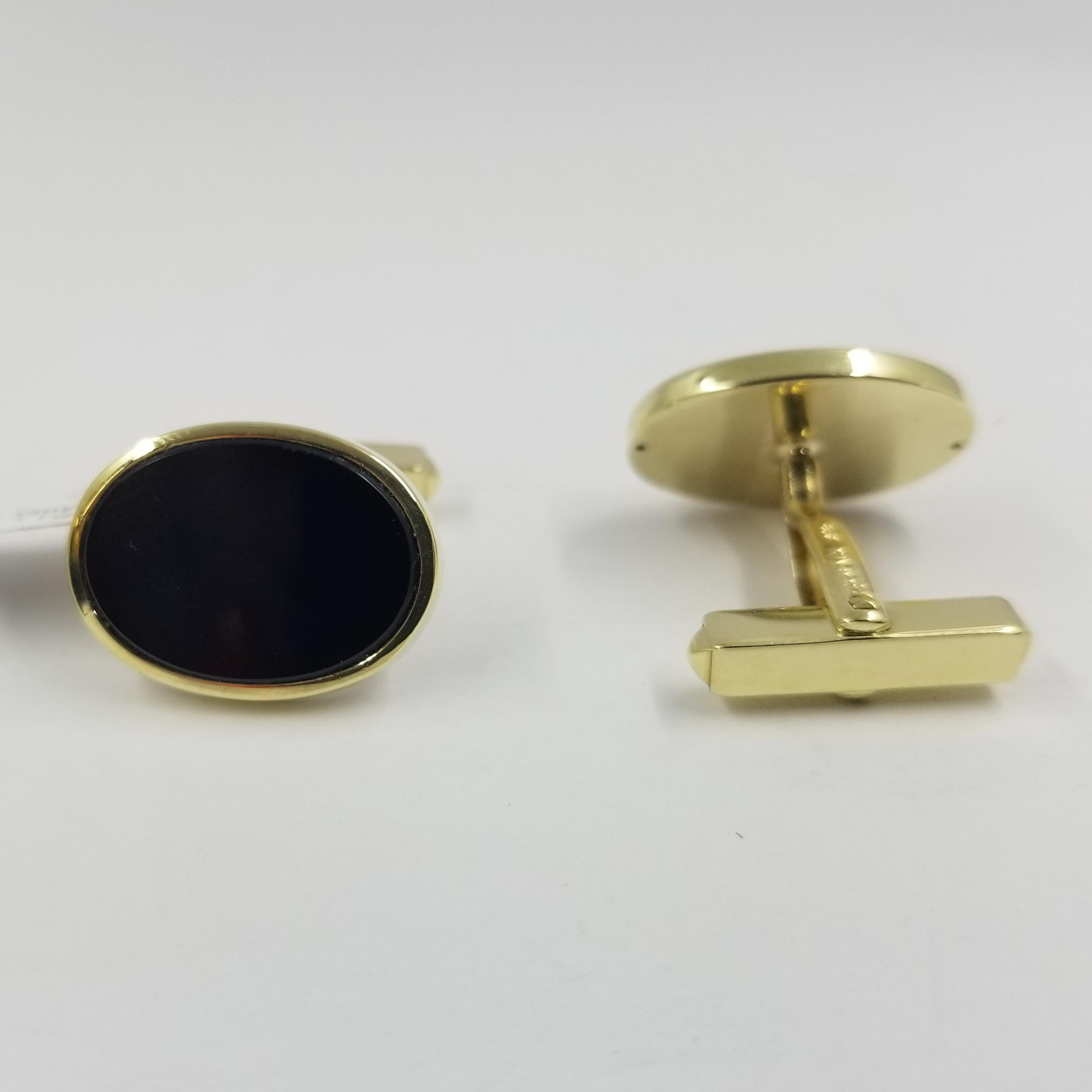 14 Karat Yellow Gold and Onyx Cufflinks In Good Condition In Coral Gables, FL