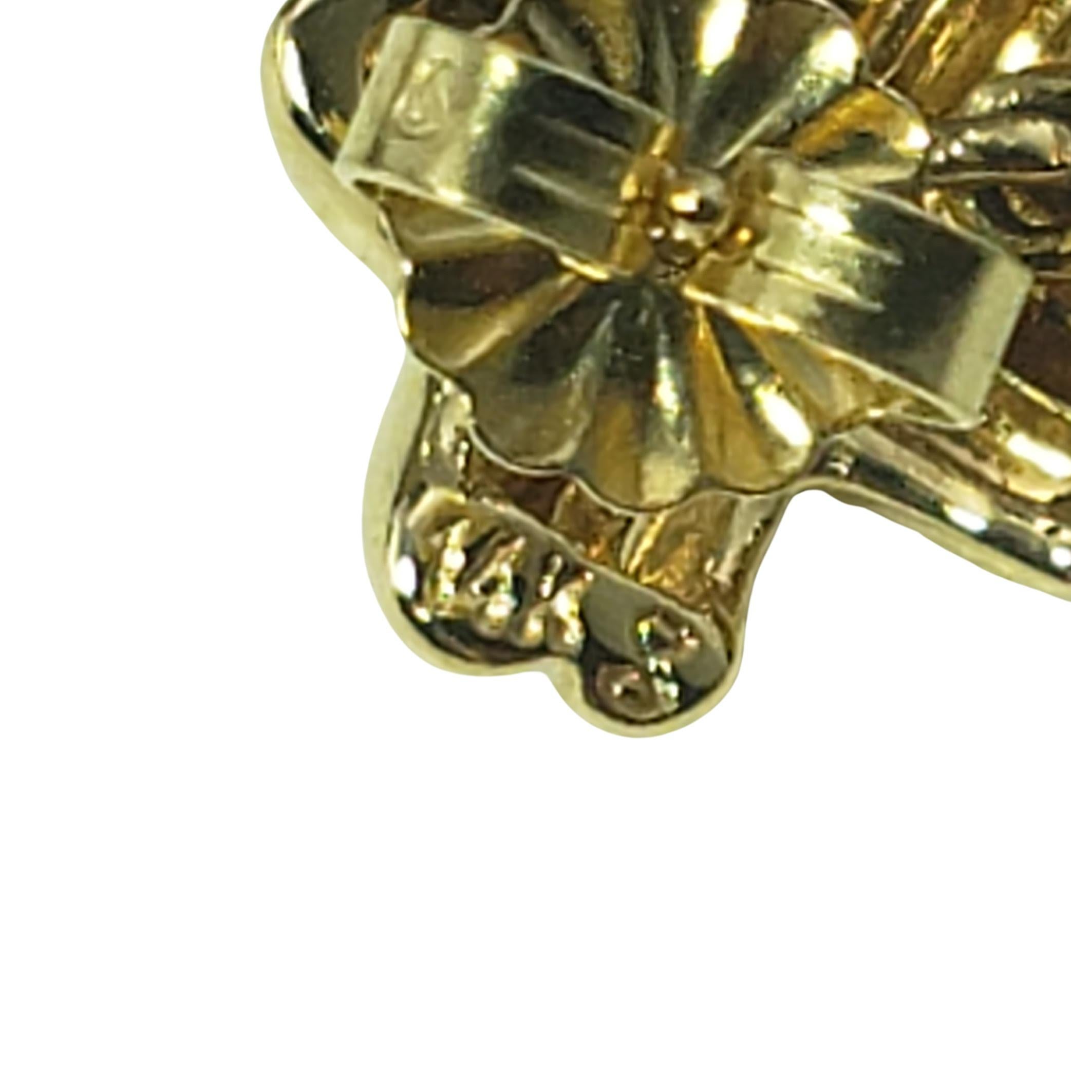 Vintage 14 Karat Gelbgold und Onyx baumeln Ohrringe-

Diese eleganten Ohrringe sind aus schwarzem Onyx und 14 Karat Gelbgold gefertigt. Push-Back-Verschlüsse.

Größe: 35 mm x 8 mm

Gewicht: 4,6 dwt. / 7,2 gr.

Gestempelt: 14K

Sehr guter Zustand,