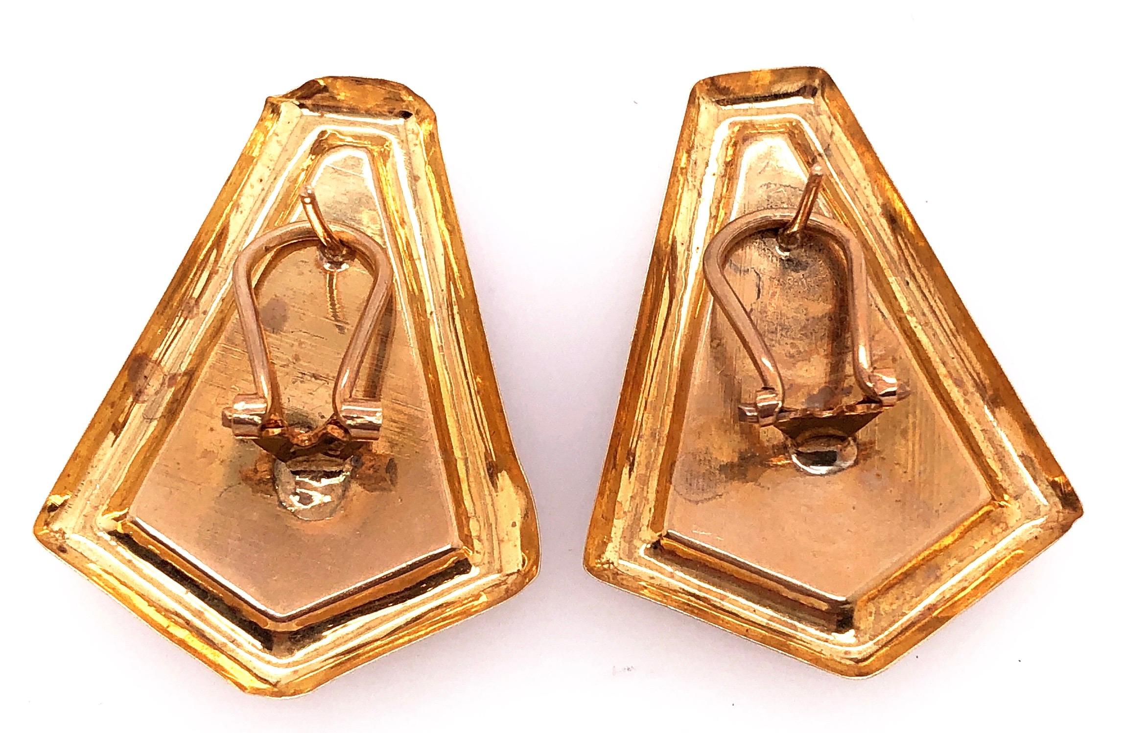 Modern 14 Karat Yellow Gold and Onyx Earrings Pentagon Shape with English Locks For Sale
