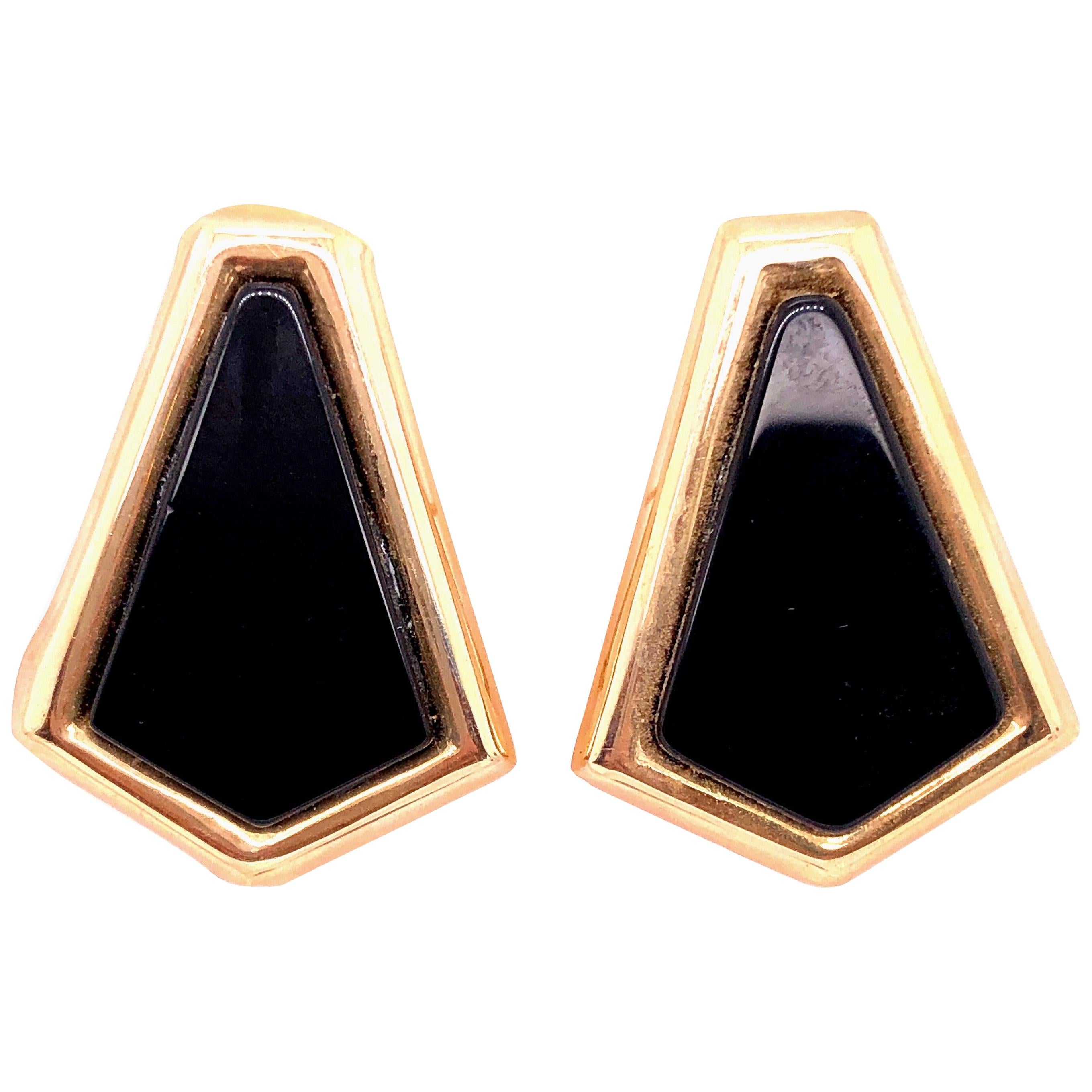14 Karat Yellow Gold and Onyx Earrings Pentagon Shape with English Locks For Sale