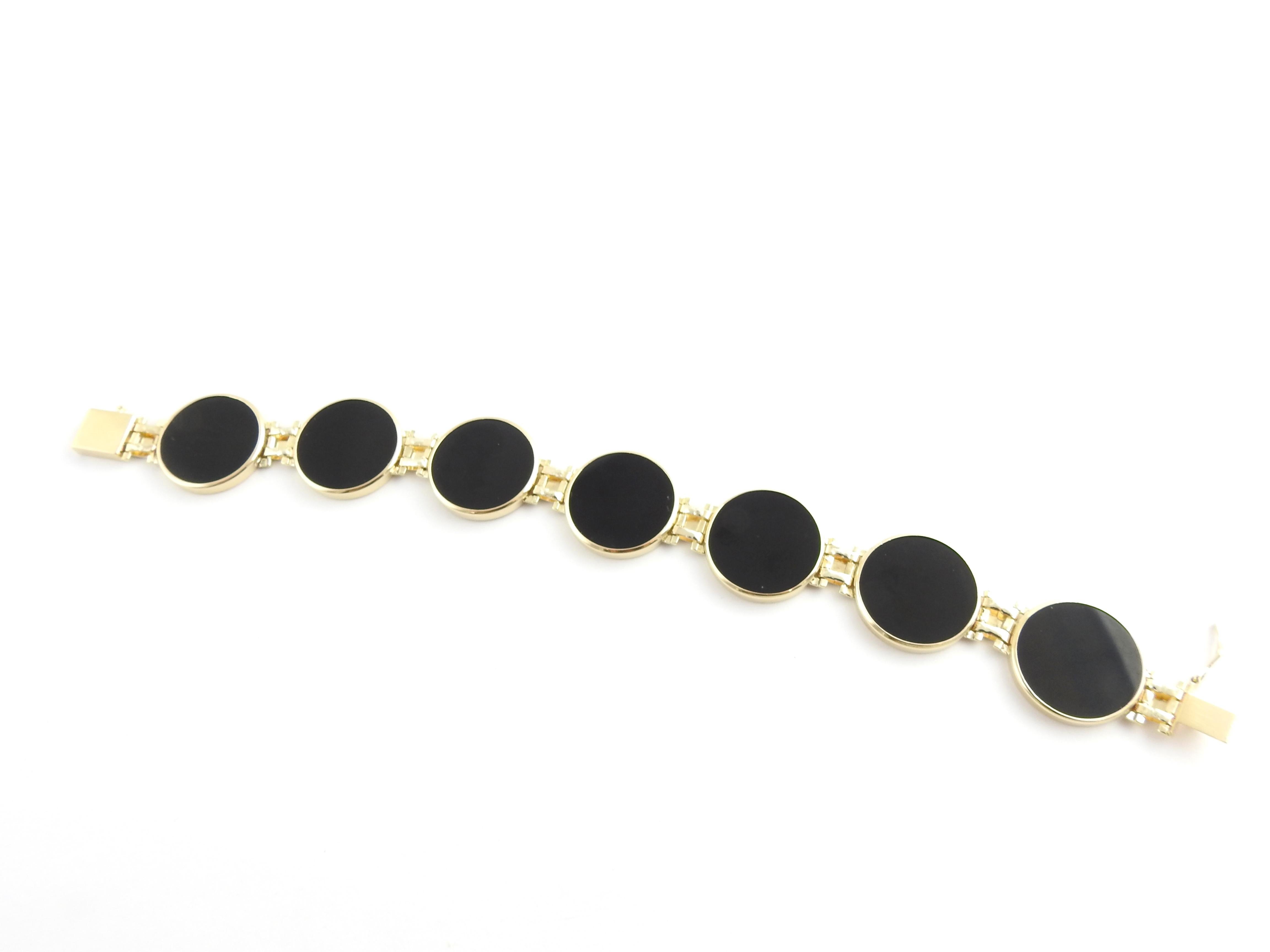 14 Karat Yellow Gold and Onyx Panda Coin Bracelet In Good Condition In Washington Depot, CT