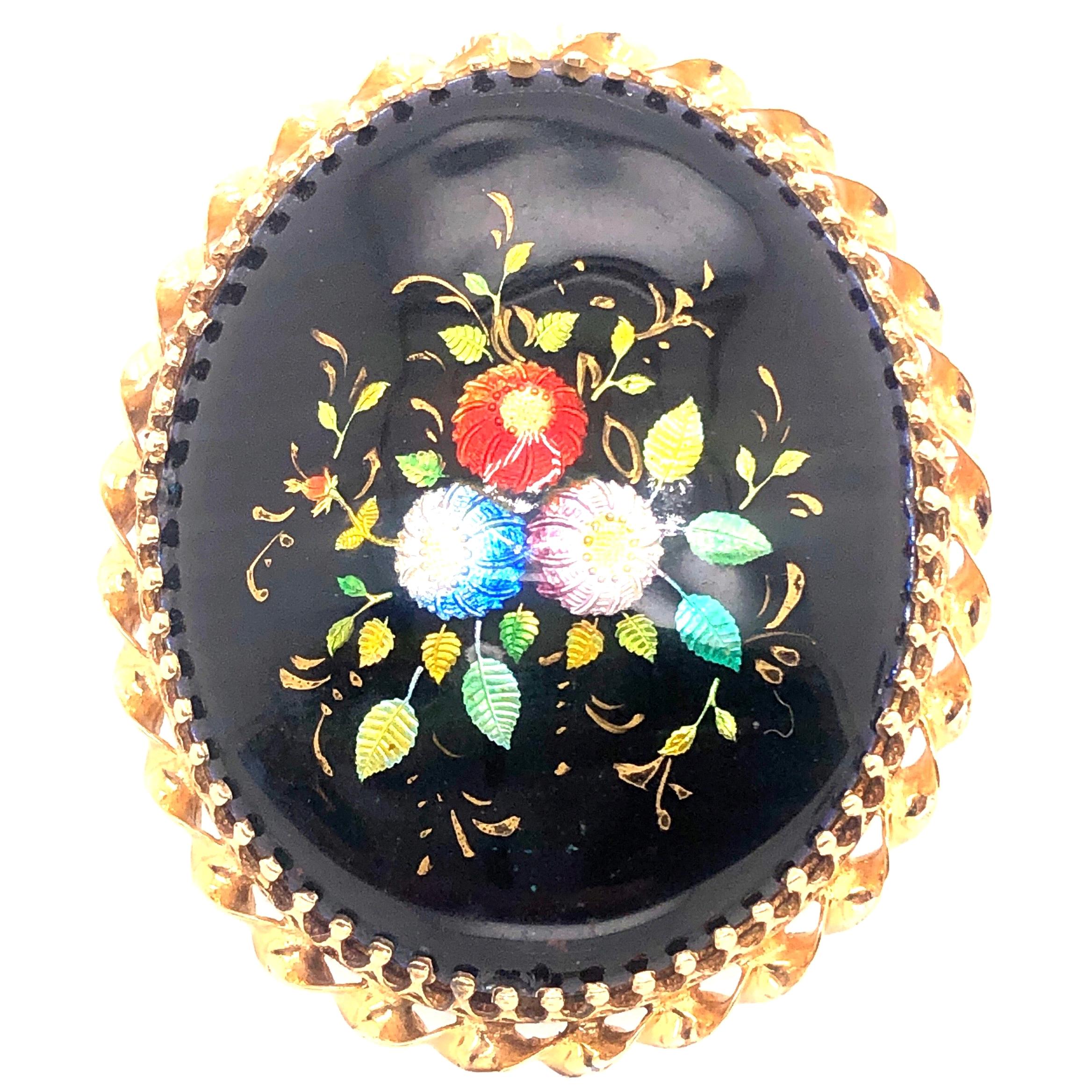 14 Karat Yellow Gold and Oval Enamel Floral Design Brooch / Pendant France For Sale