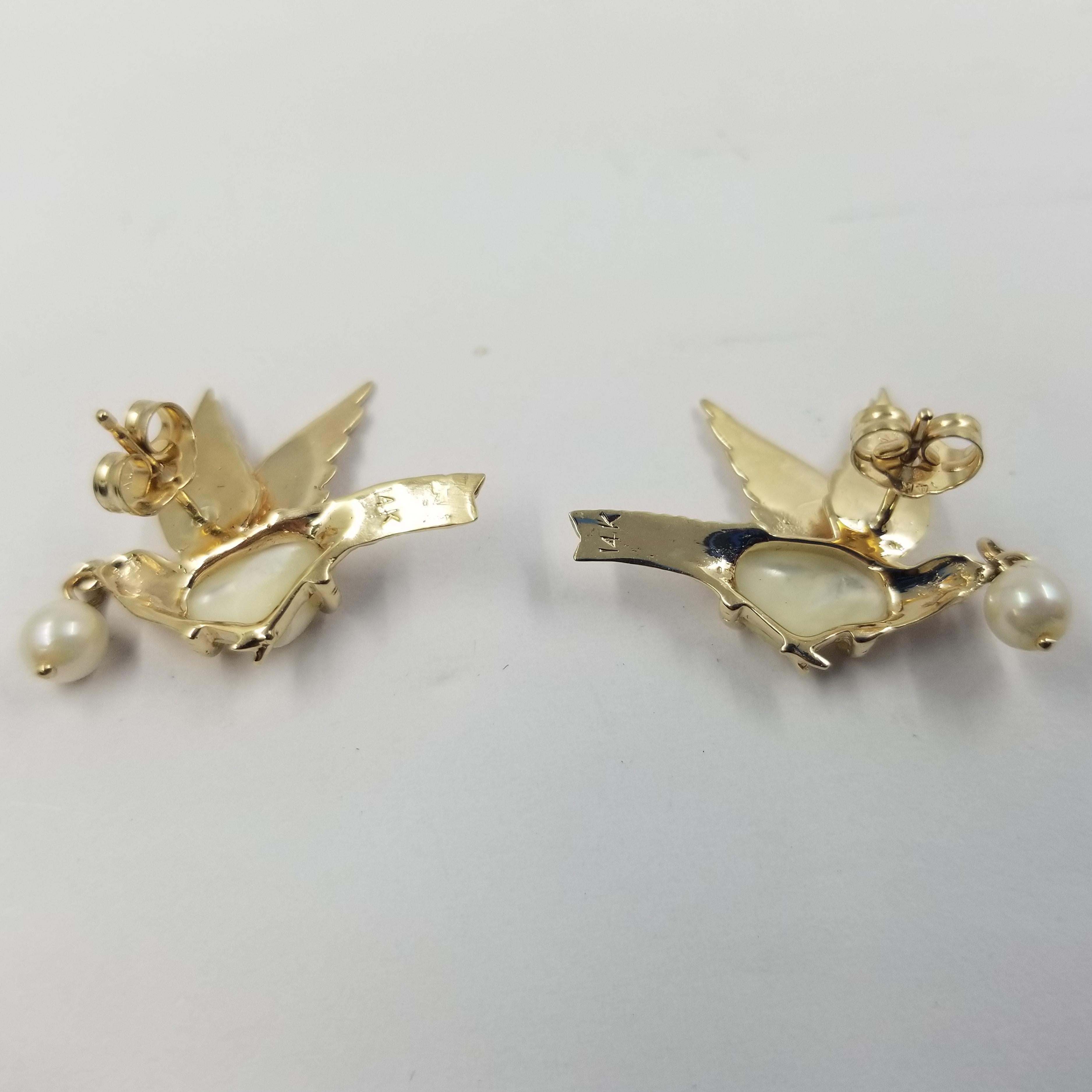 14 Karat Yellow Gold and Pearl Bird Stud Earrings In Good Condition In Coral Gables, FL