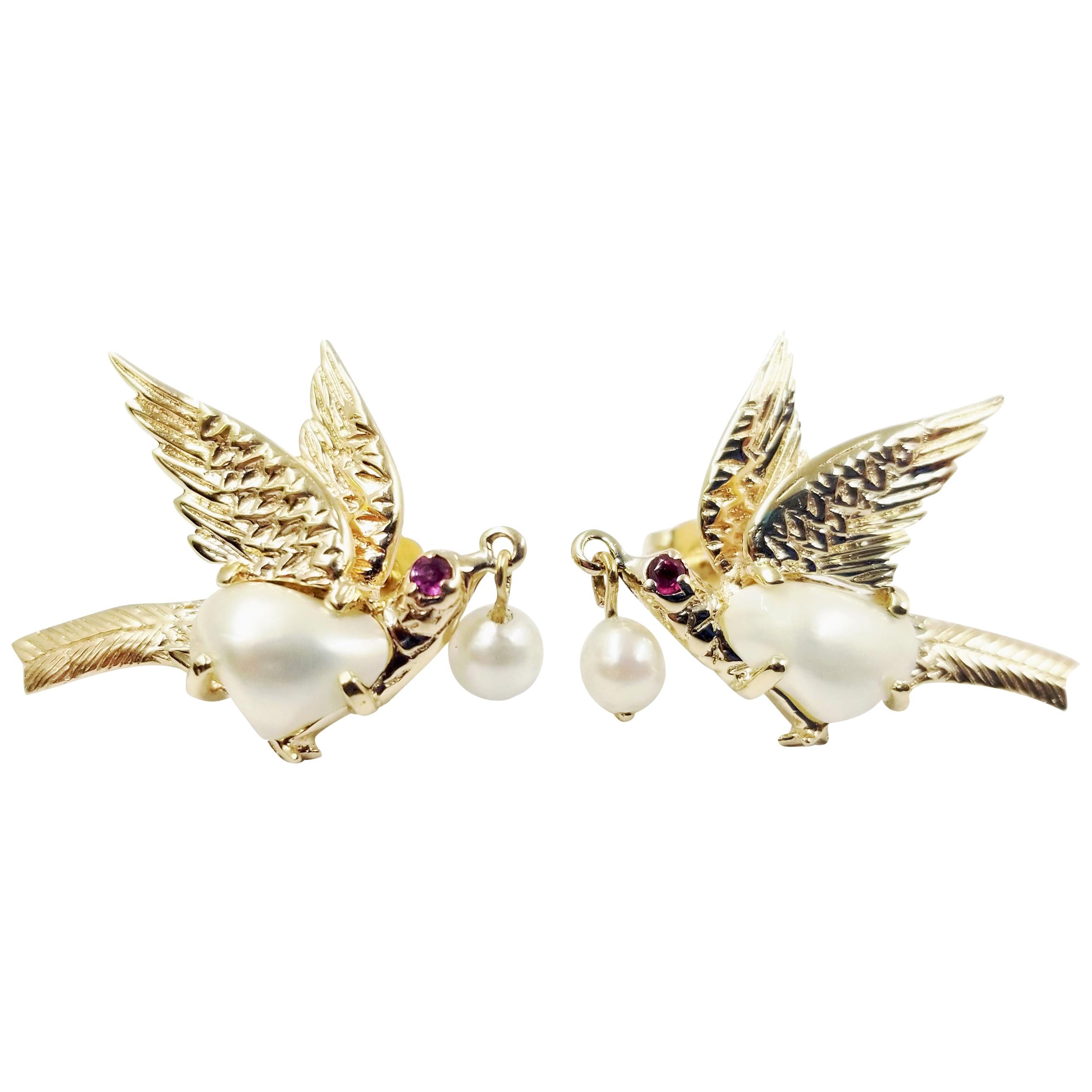14 Karat Yellow Gold and Pearl Bird Stud Earrings
