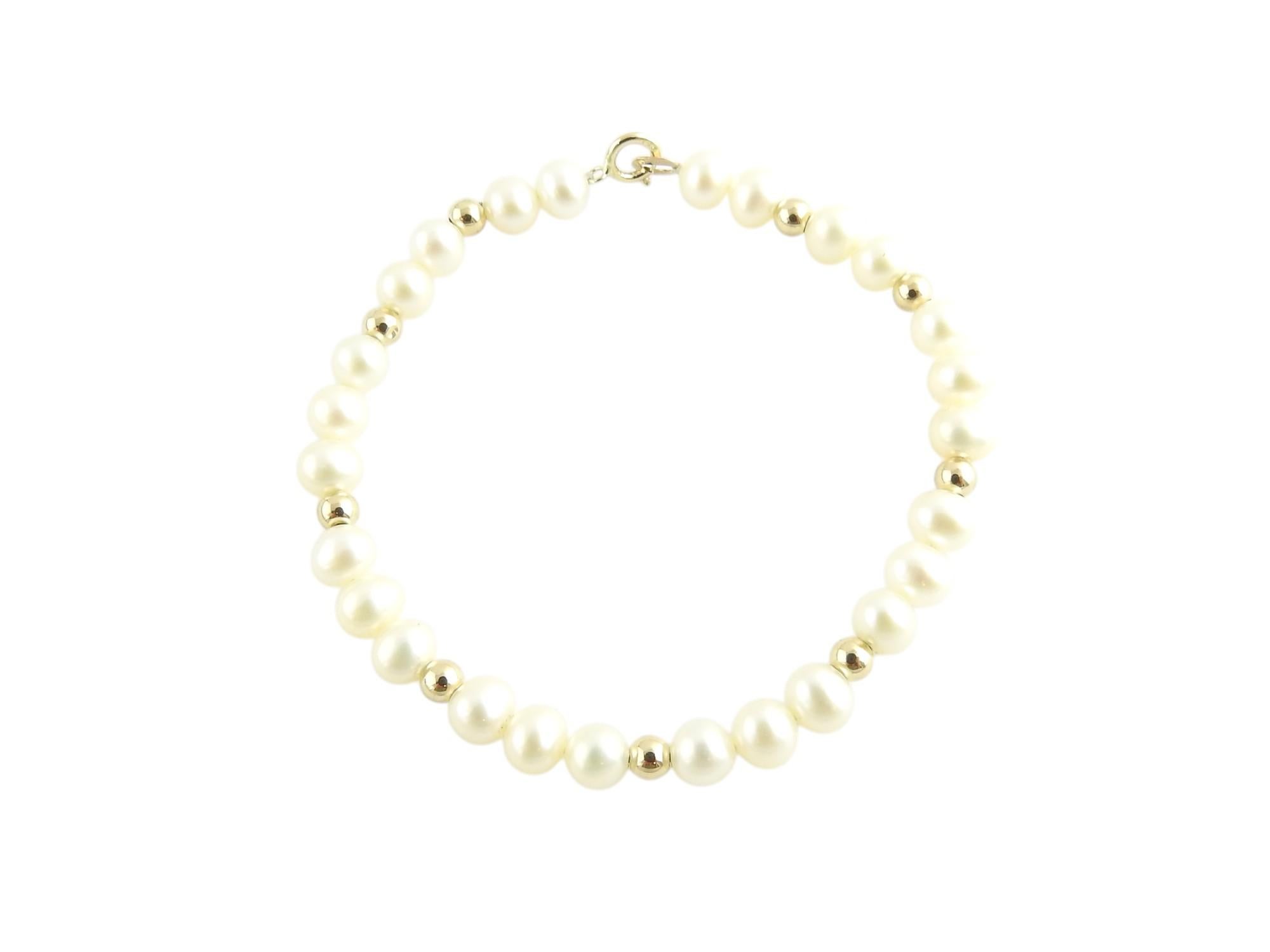 Round Cut 14 Karat Yellow Gold and Pearl Bracelet Small 5.25