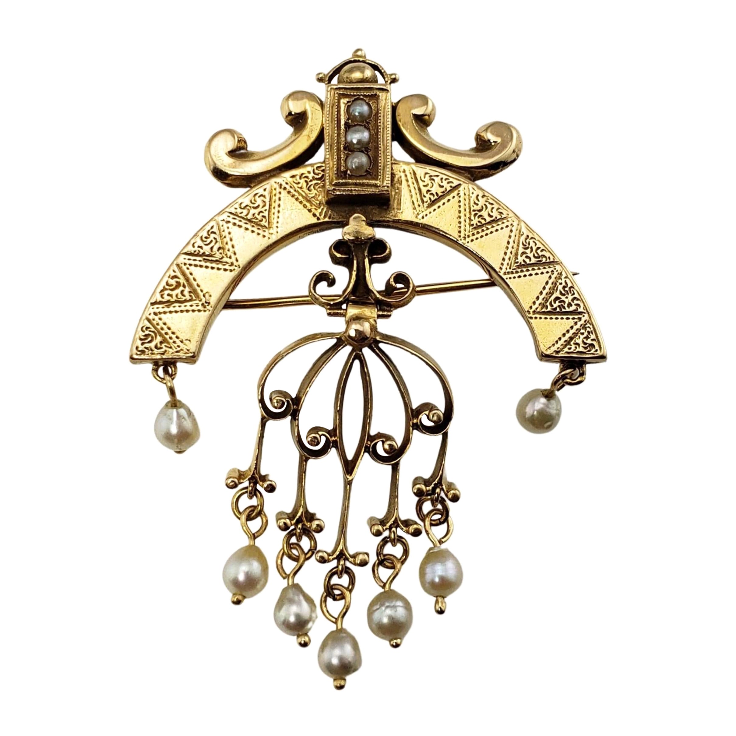 Broche / Alfiler de Oro Amarillo de 14 Kilates y Perlas