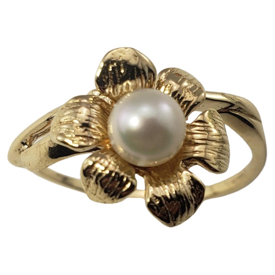 14 Karat Yellow Gold and Pearl Flower Ring