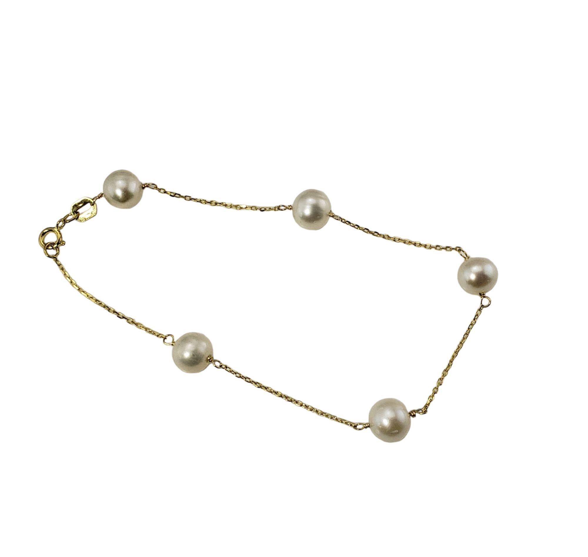 Round Cut 14 Karat Yellow Gold and Pearl Station Bracelet #13324 For Sale