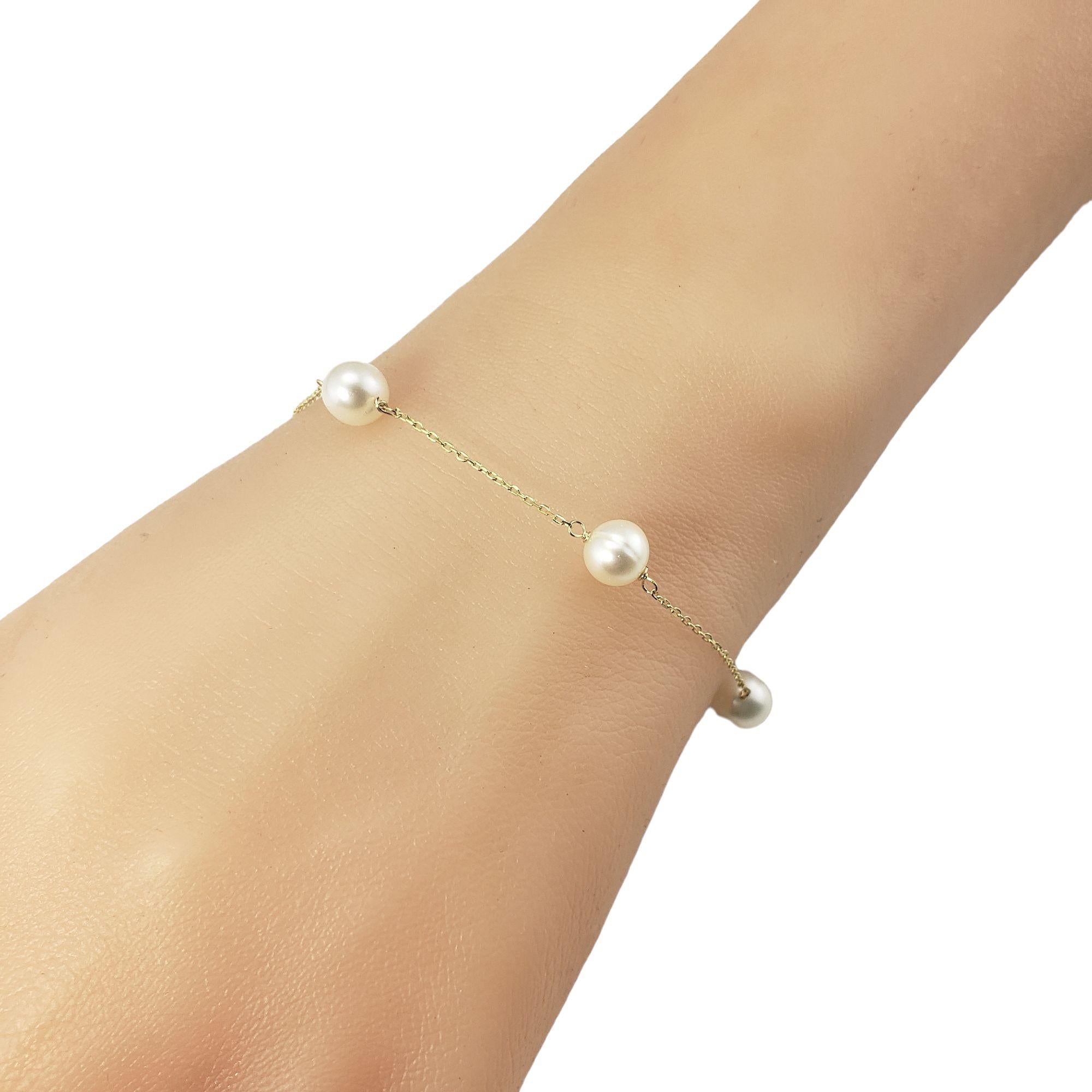 14 Karat Yellow Gold and Pearl Station Bracelet #13324 For Sale 2