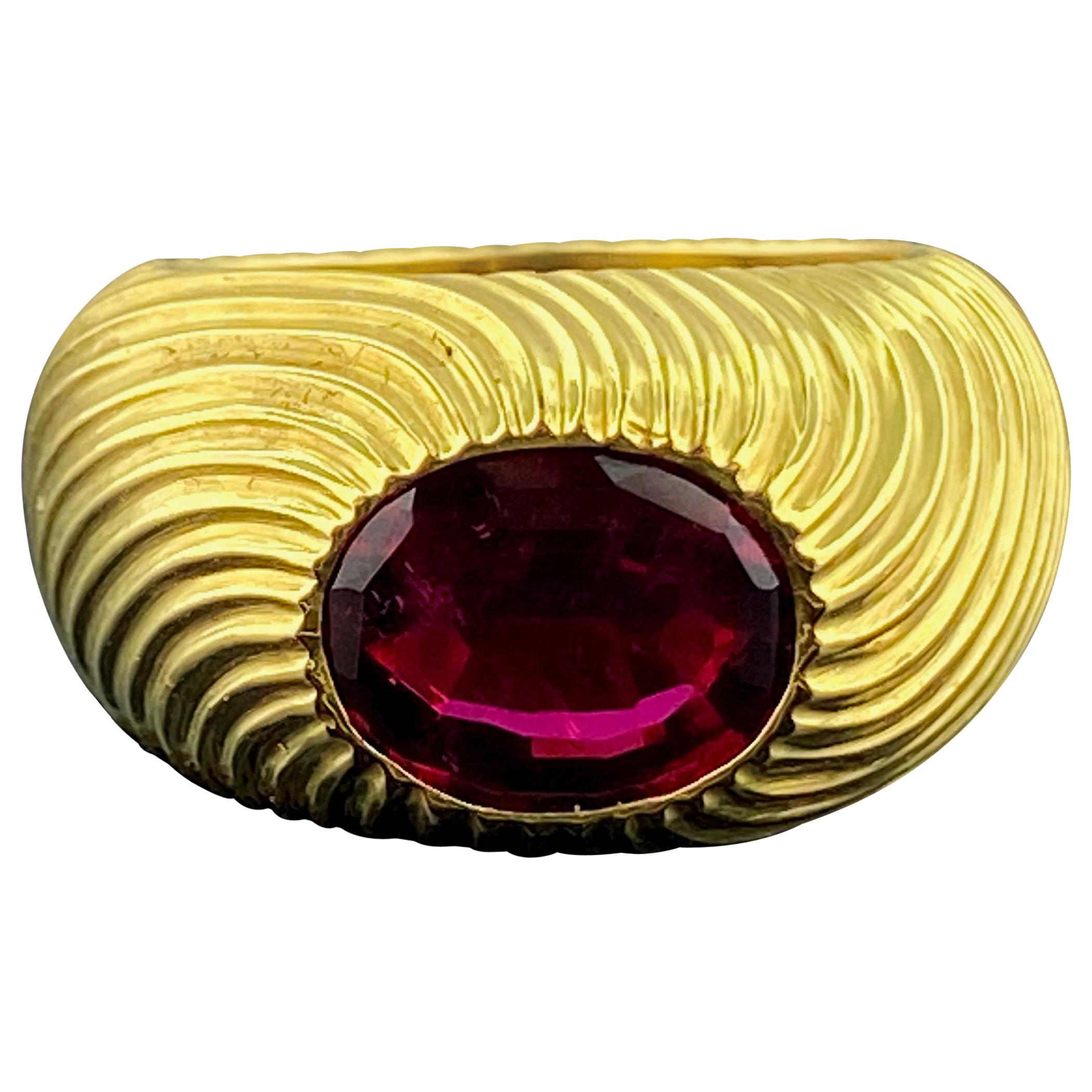 14 Karat Yellow Gold and Rubelite Tourmaline Ring For Sale
