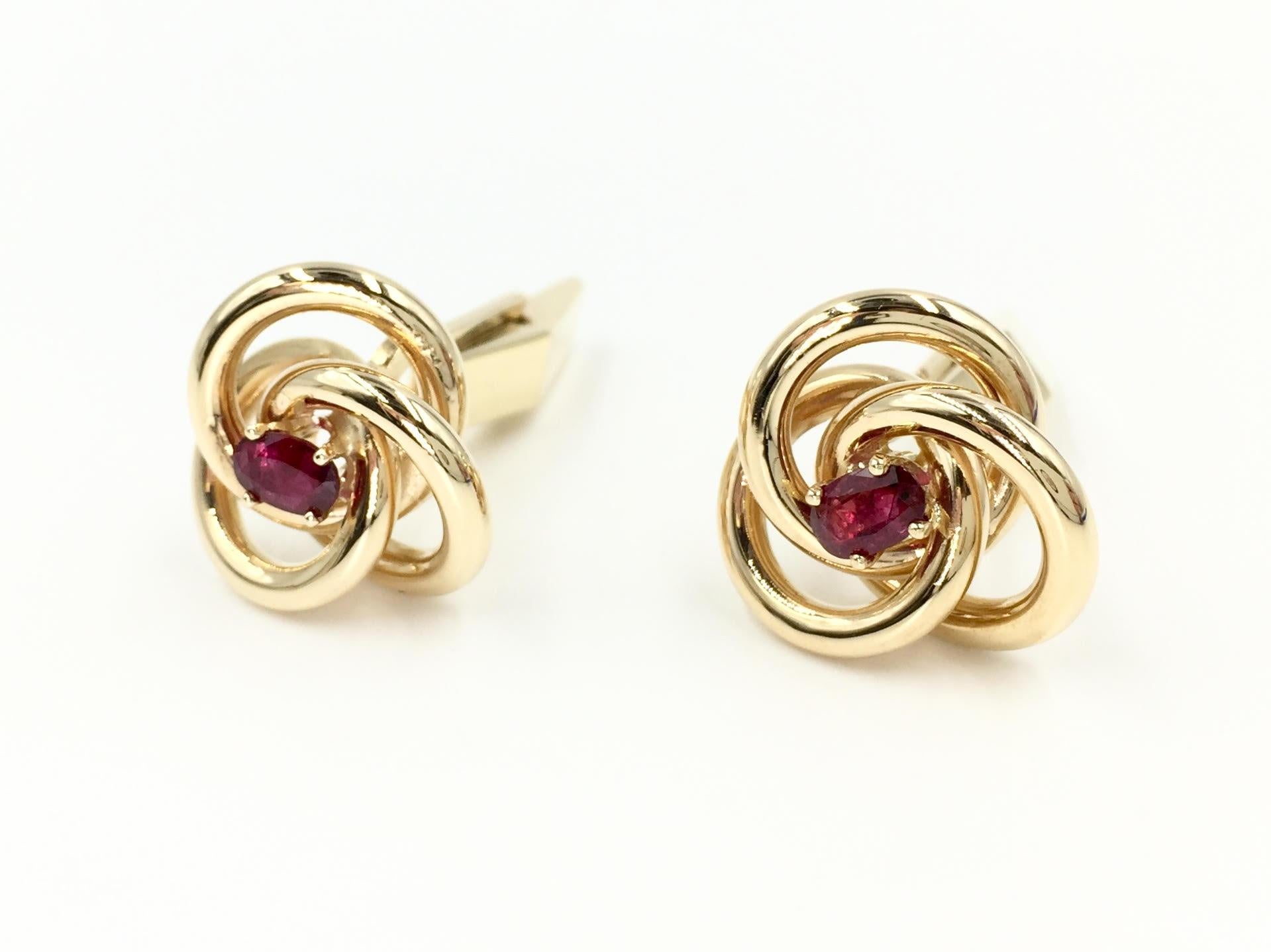 Contemporary 14 Karat Yellow Gold and Ruby Knot Cufflinks