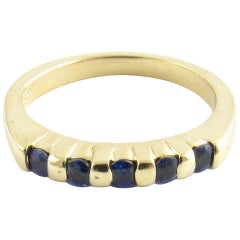 Vintage 14 Karat Yellow Gold and Sapphire Ring