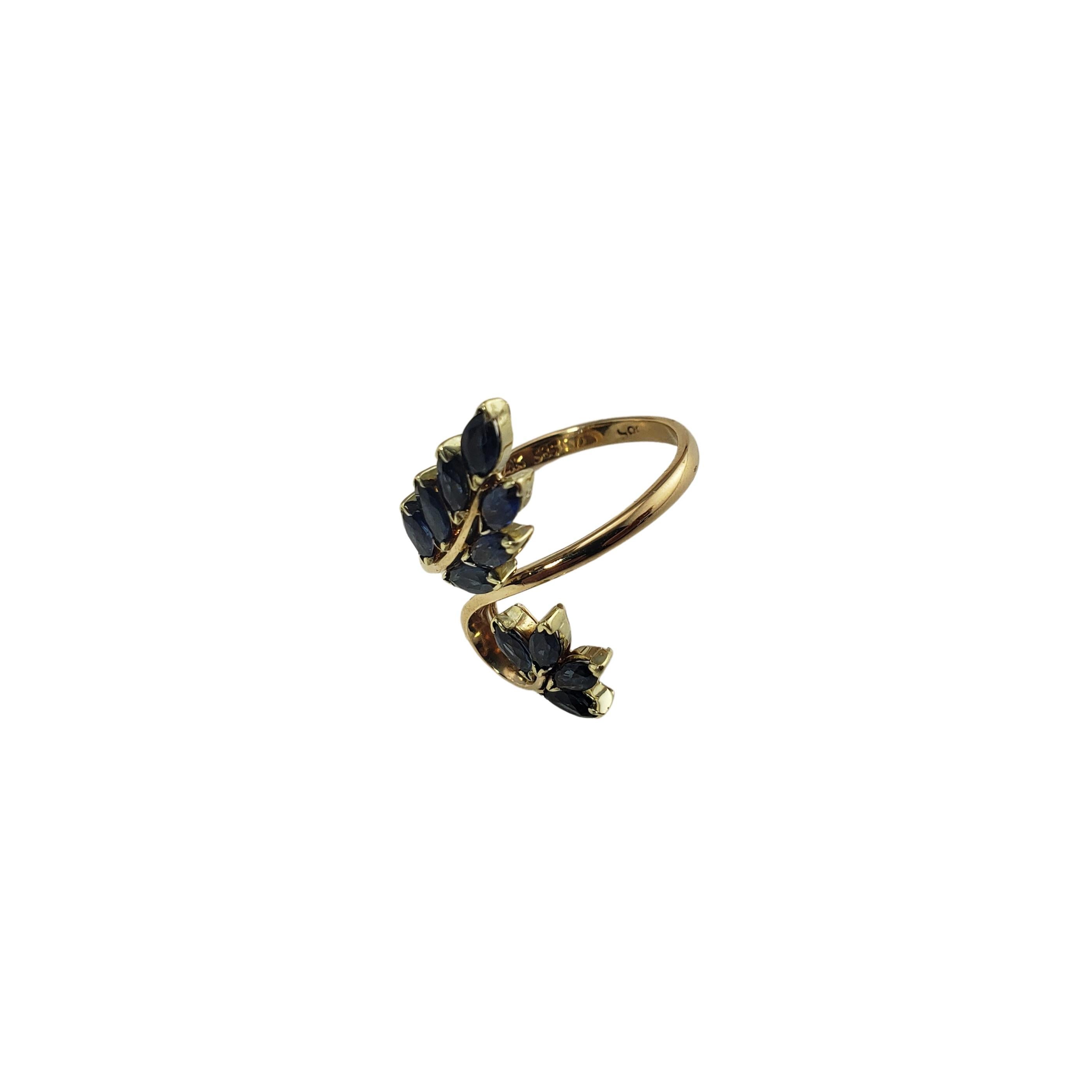 14 Karat Yellow Gold and Natural Sapphire Ring 1
