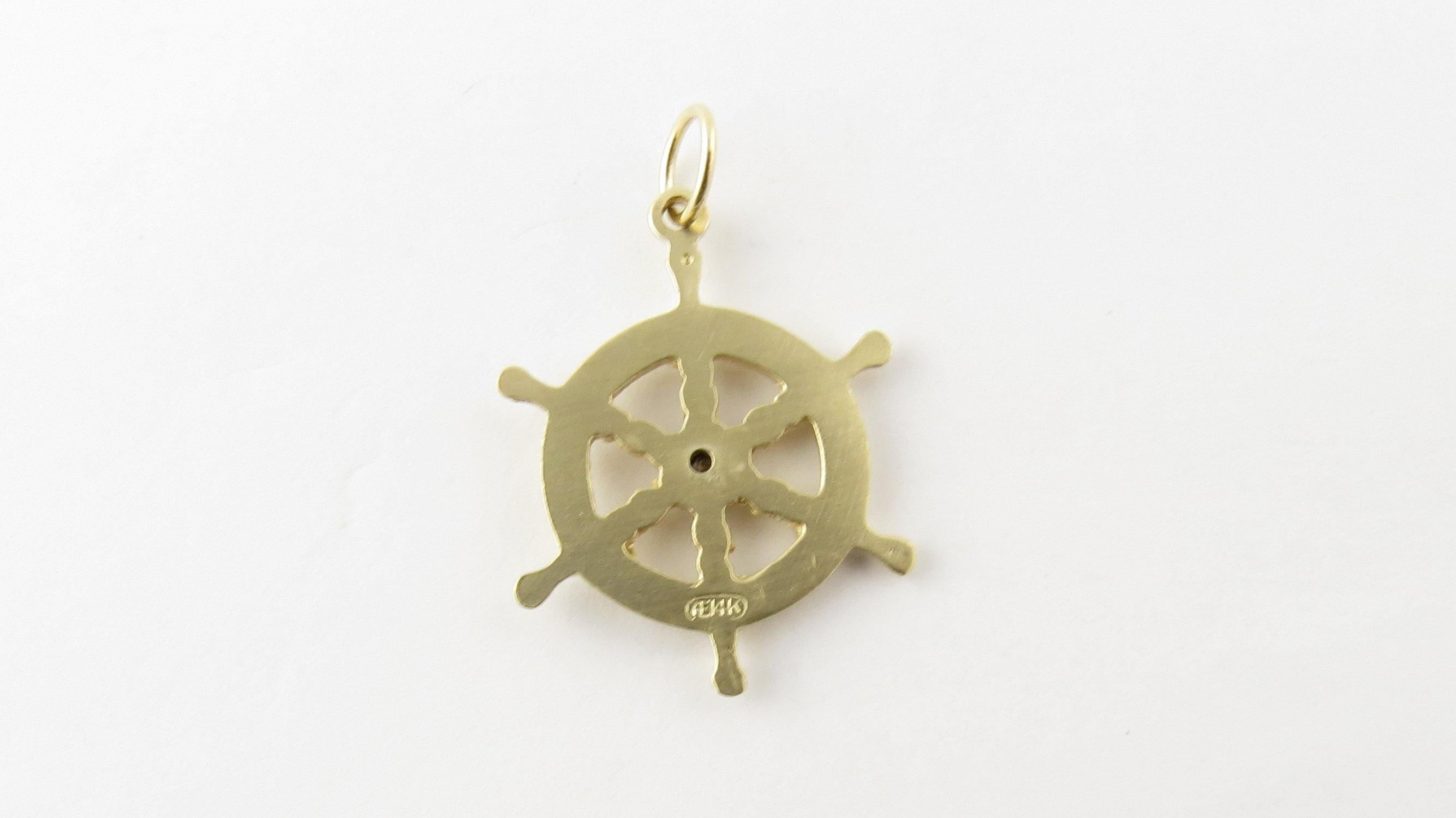 14 Karat Yellow Gold and Synthetic Ruby Ship's Wheel Pendant In Good Condition In Washington Depot, CT