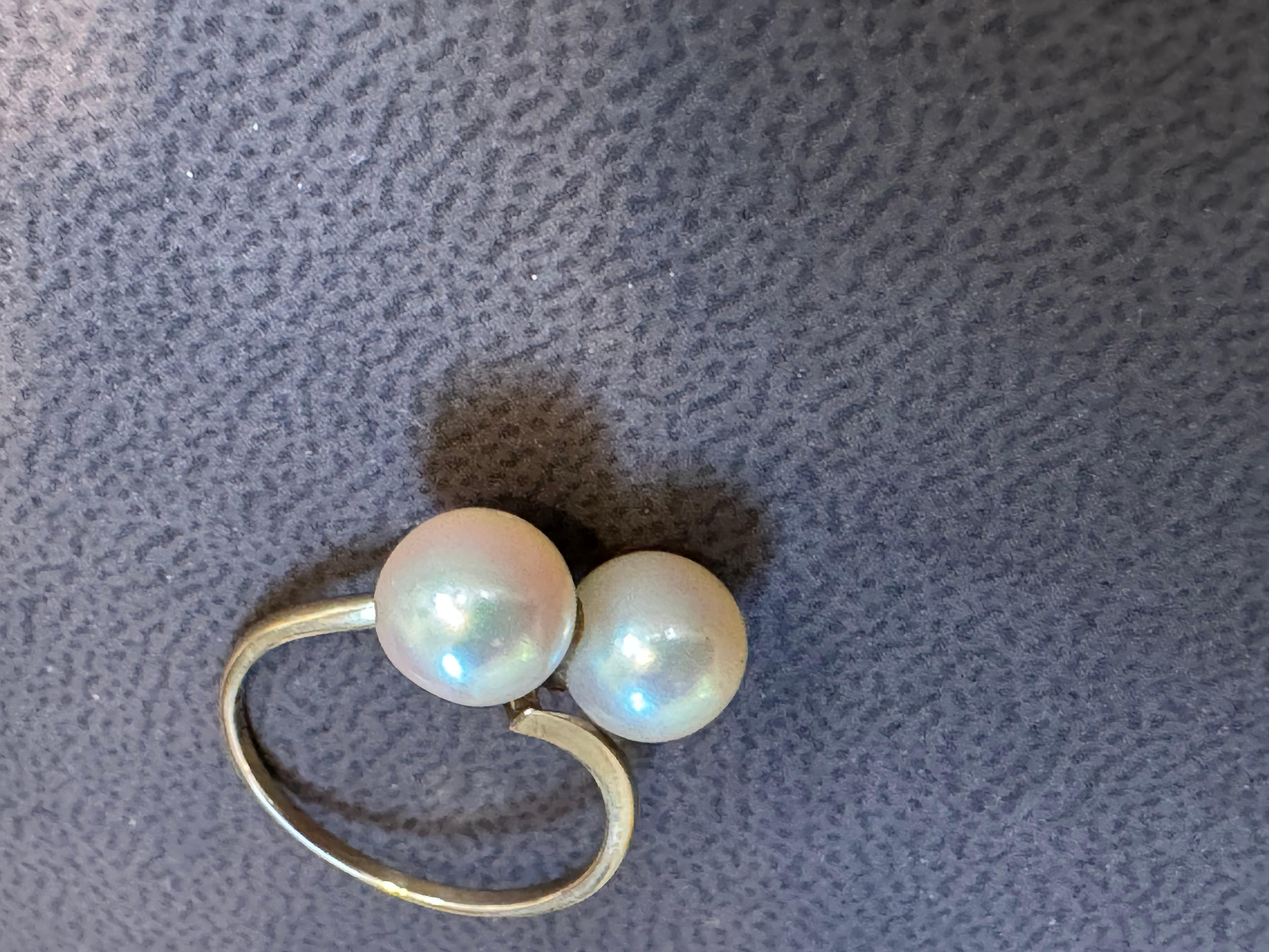 14 Karat Yellow Gold And Two Pearls Ring By Designer MIKIMOTO In Excellent Condition In New York, NY