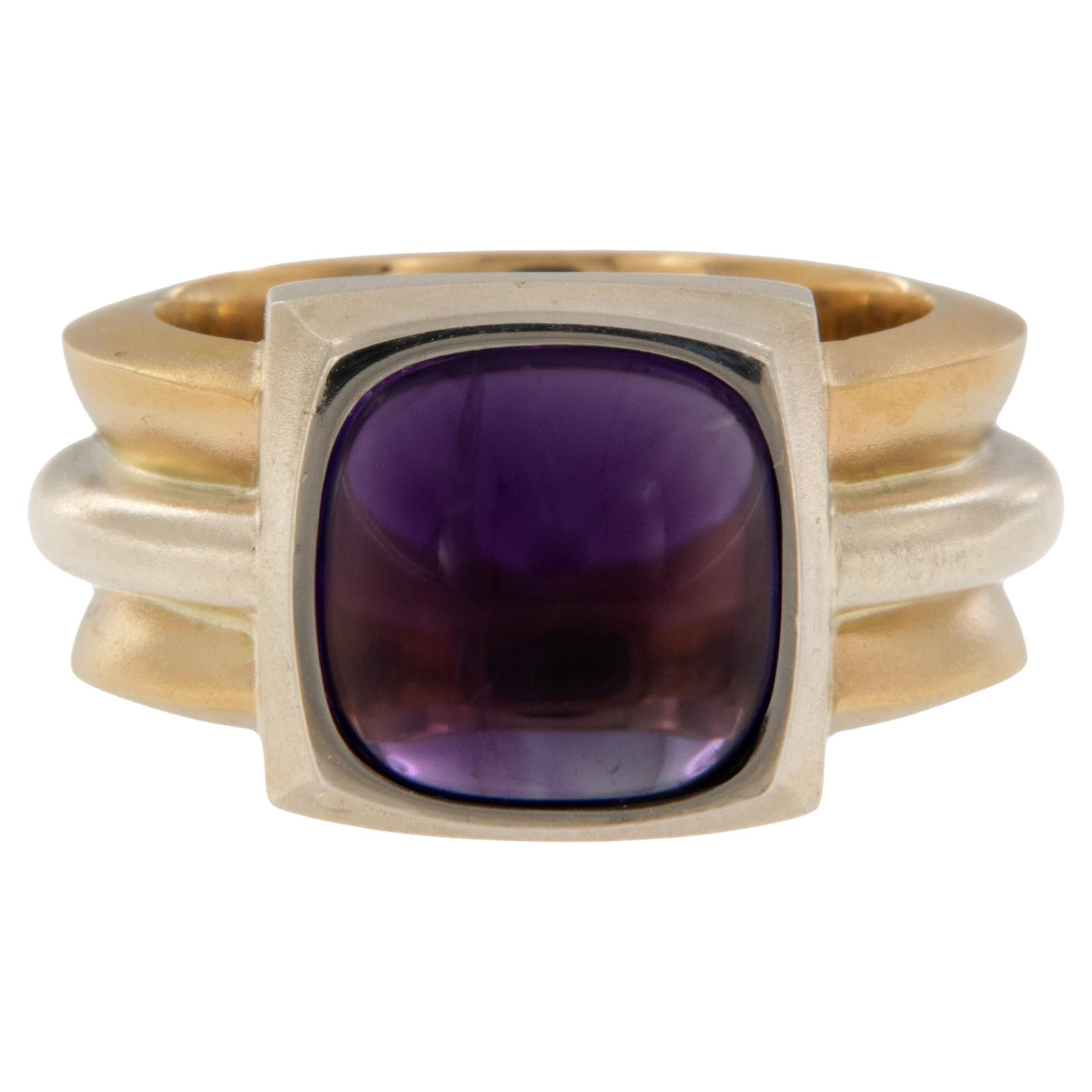 14 Karat Yellow Gold  and White Gold Sugarloaf Amethyst Ring by Patrick Irla For Sale