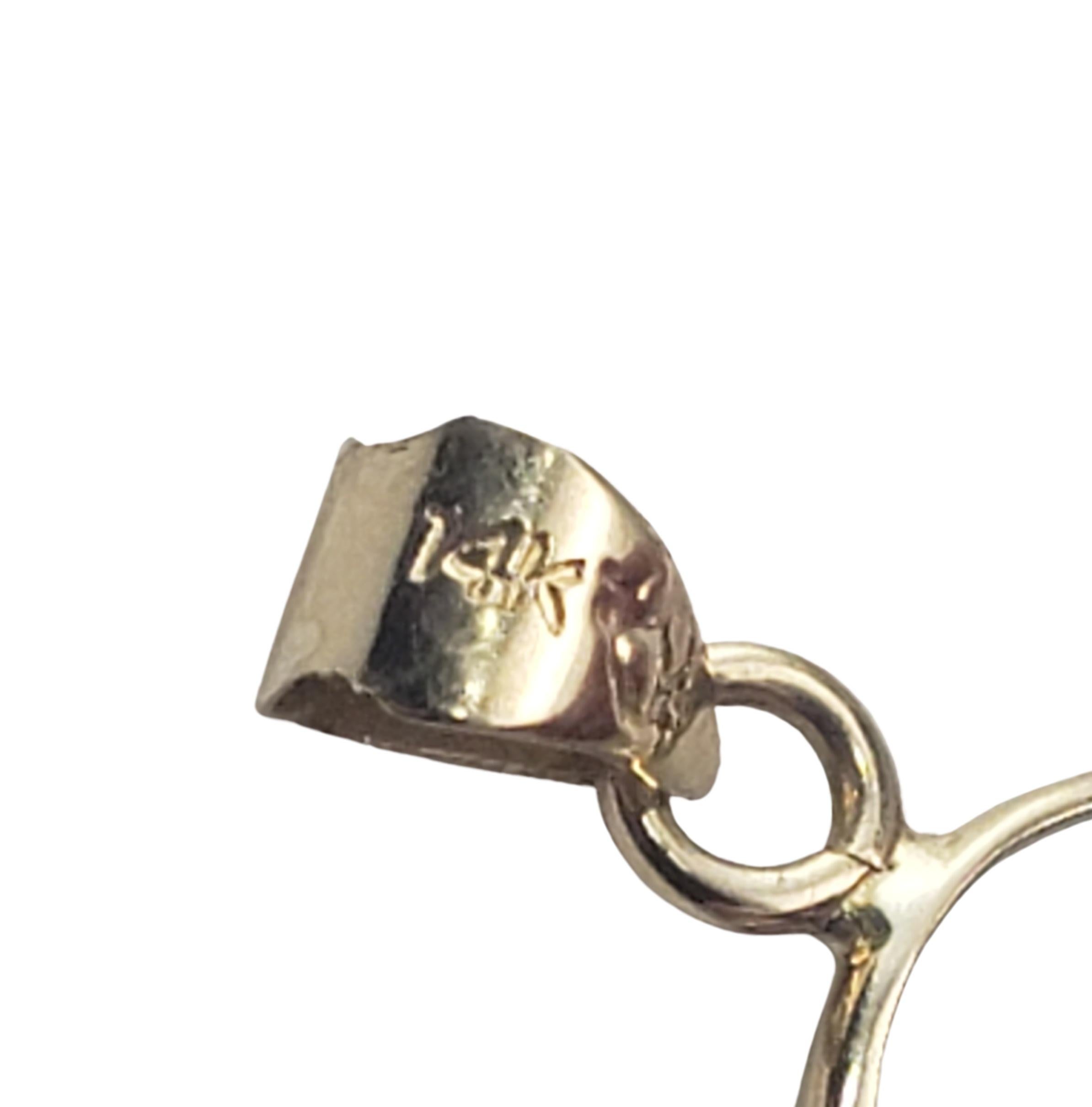 Pendentif en or jaune 14 carats et jade blanc 1