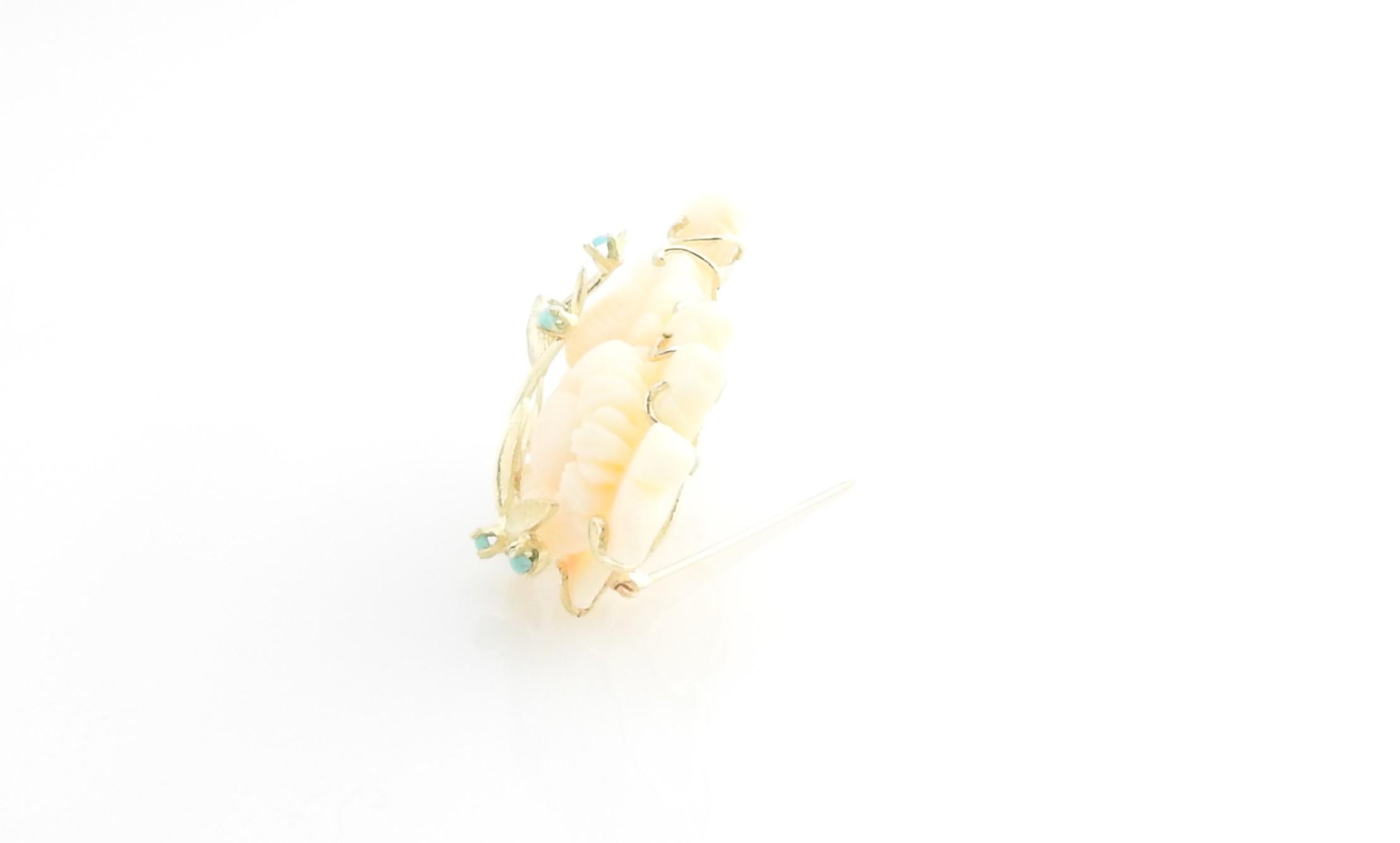 14 Karat Yellow Gold Angel Skin Coral and Turquoise Brooch / Pin In Good Condition For Sale In Washington Depot, CT