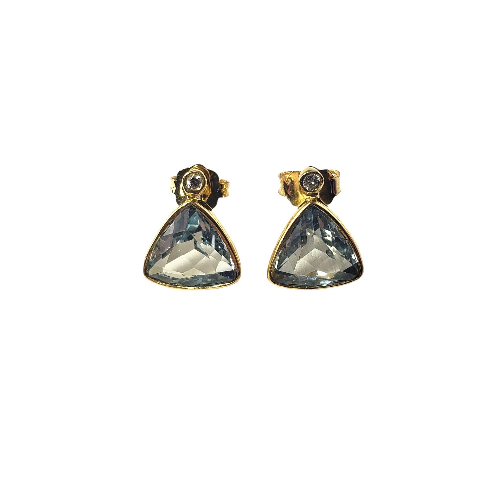 Women's 14 Karat Yellow Gold Aquamarine and Diamond Earrings #14032 For Sale