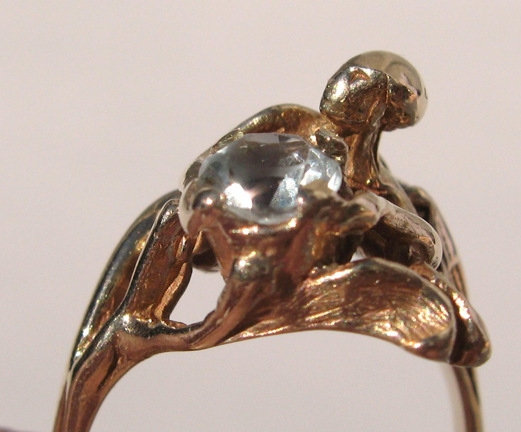 14 Karat Yellow Gold Aquamarine Figural Nude Woman Ooak Ring In Good Condition For Sale In Wallkill, NY