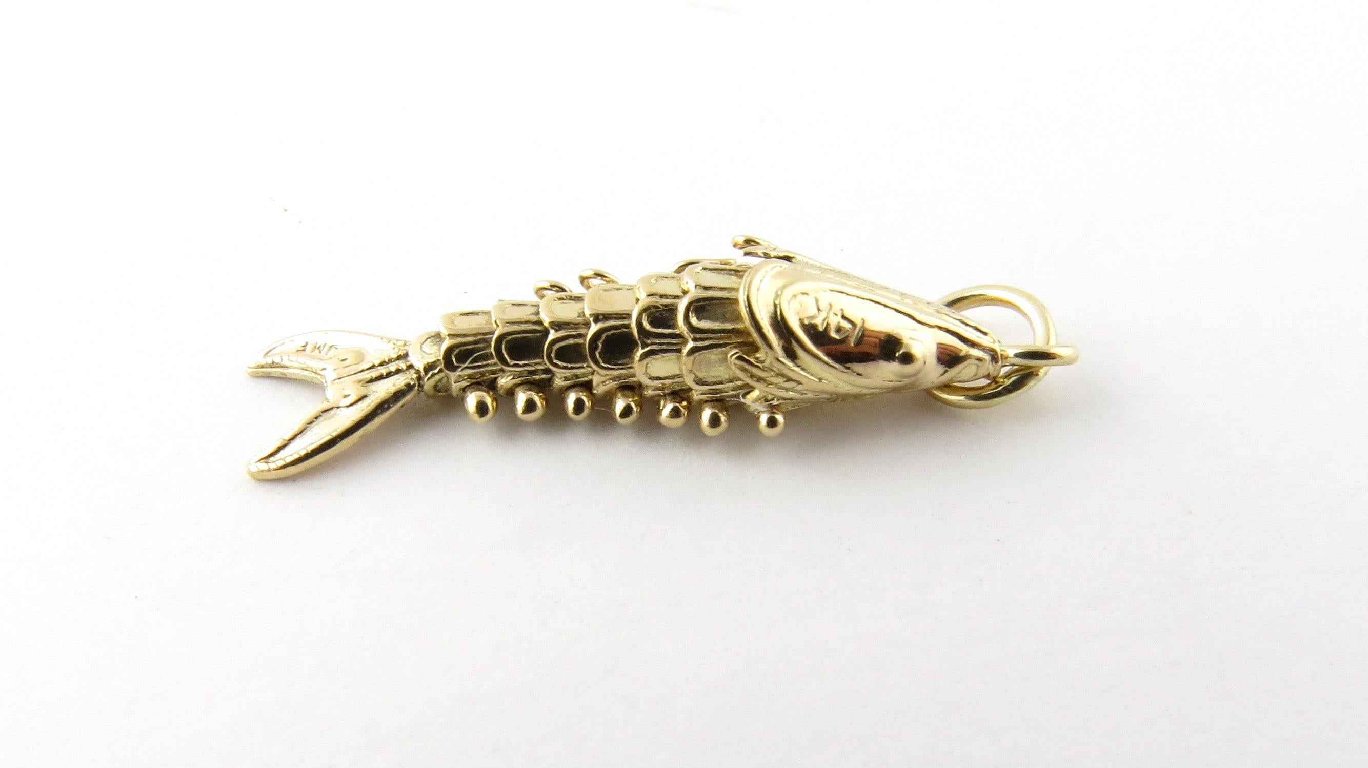 14 Karat Yellow Gold Articulated Fish Charm In Good Condition In Washington Depot, CT