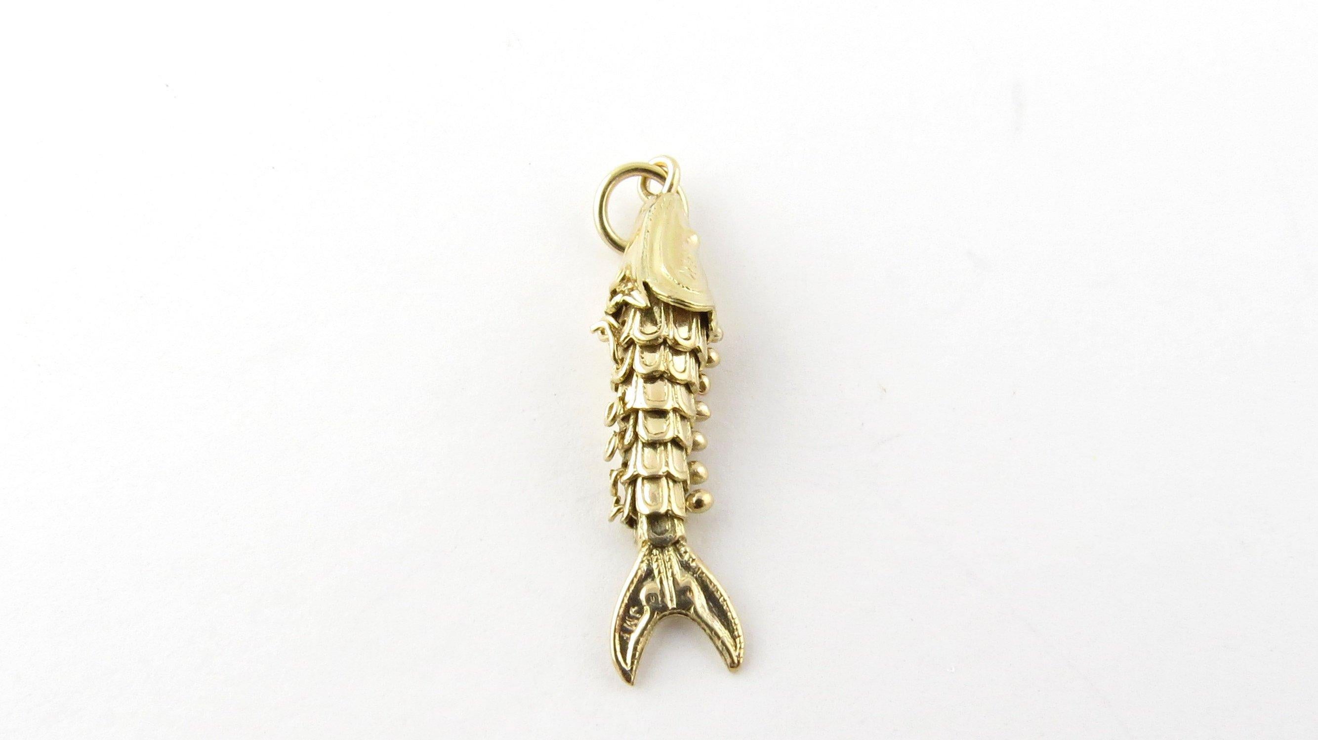 14 Karat Yellow Gold Articulated Fish Charm 1