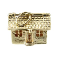 14 Karat Yellow Gold Articulated House/Cabin Charm