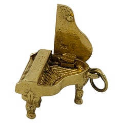 Vintage 14 Karat Yellow Gold Articulating Grand Piano Charm Pendant