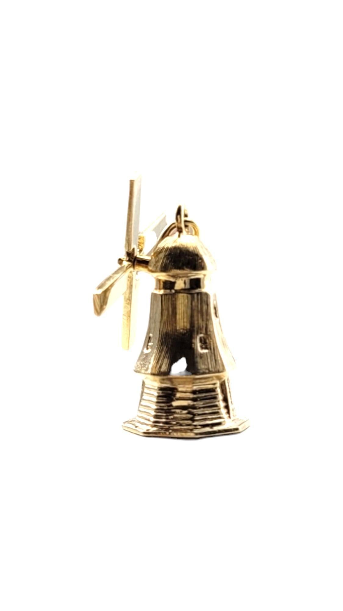 Breloque moulin à vent articulé en or jaune 14 carats n°20343 Pour femmes en vente