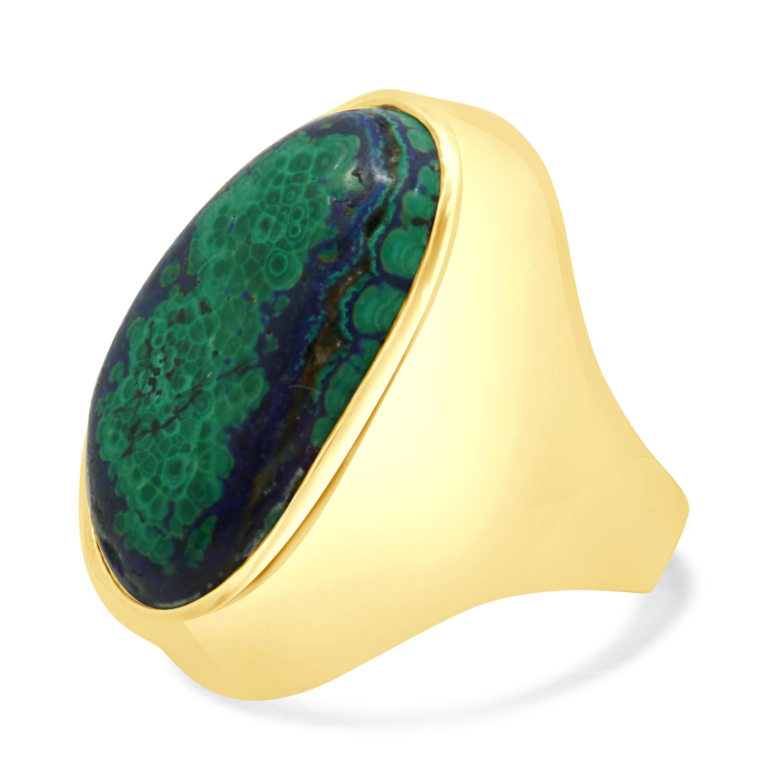 Diseñador: custom
Material: oro amarillo de 14 quilates
Tamaño del anillo: 6 (permite dos días de envío adicionales para las solicitudes de tamaño) 
Peso: 15,08 gramos
