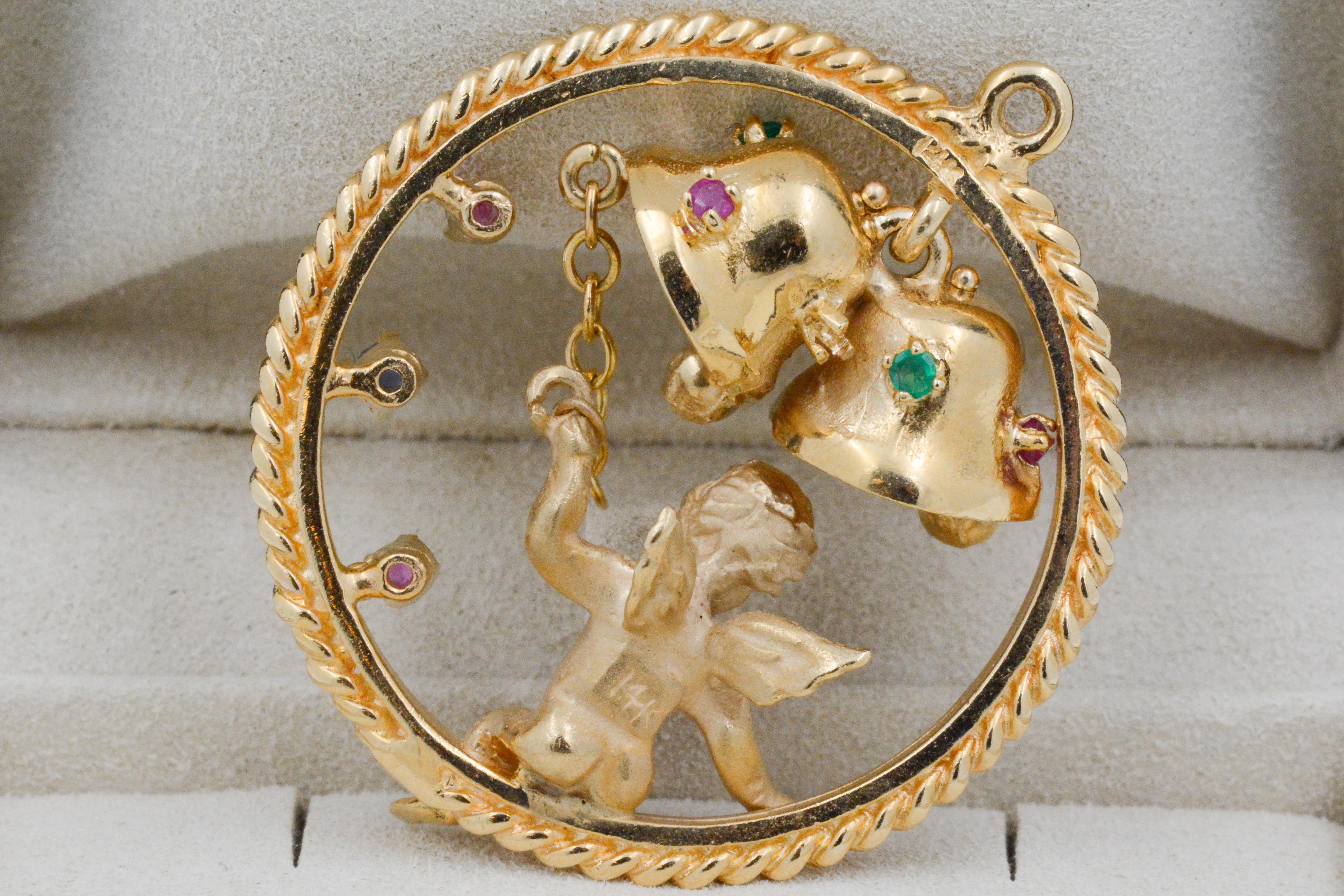 14 Karat Yellow Gold Baby Angel with Cherub Bells Charm Pendant In Excellent Condition In Dallas, TX