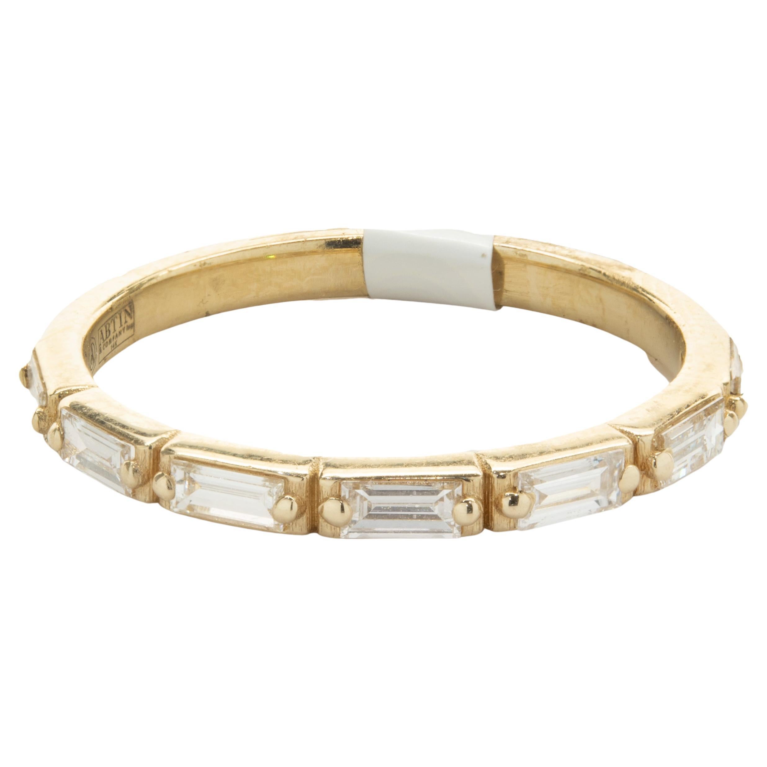 Bracelet en or jaune 14 carats avec diamants taille baguette en vente