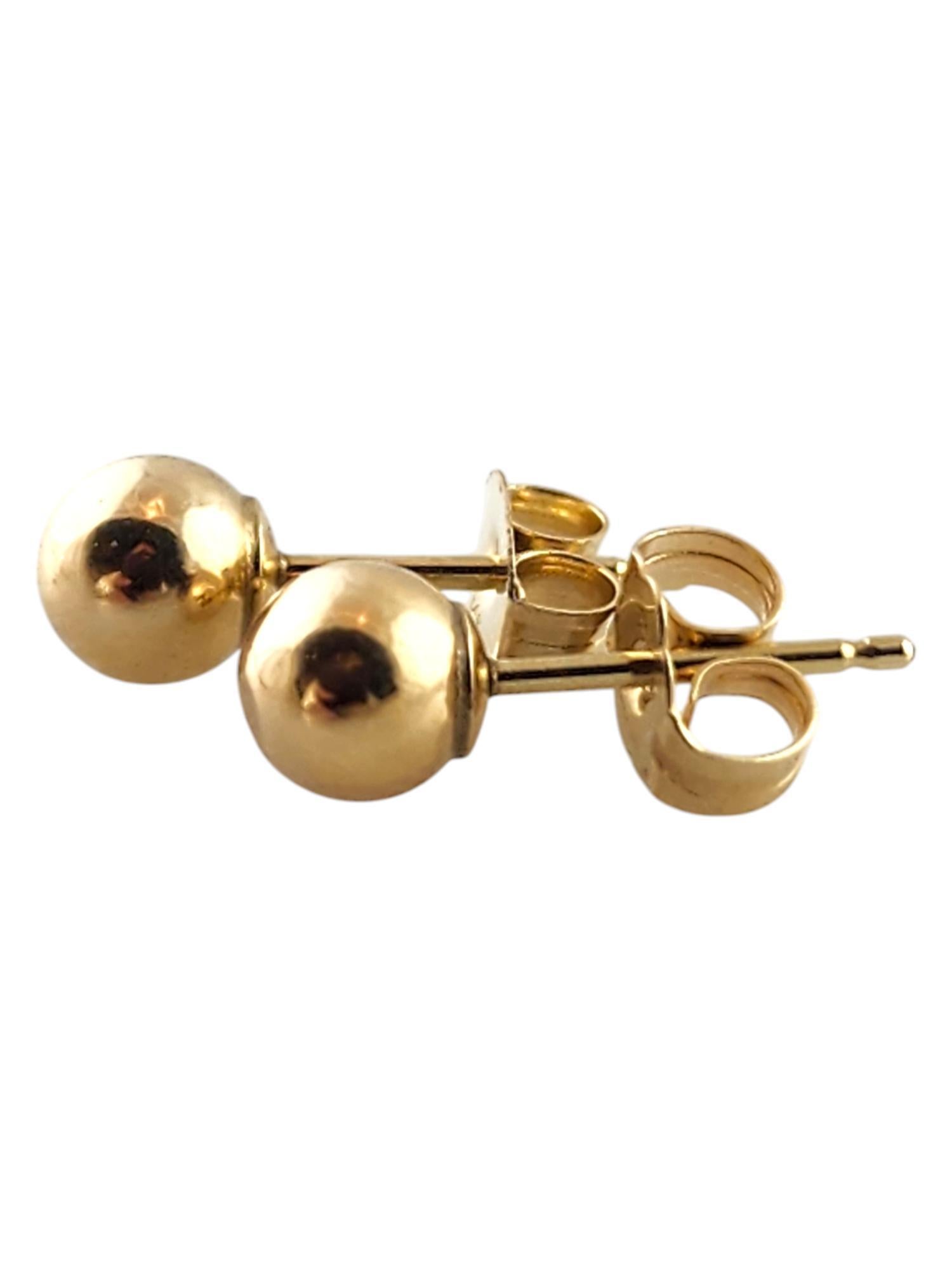 14 Karat Yellow Gold Ball Stud Earrings #19387 For Sale 1