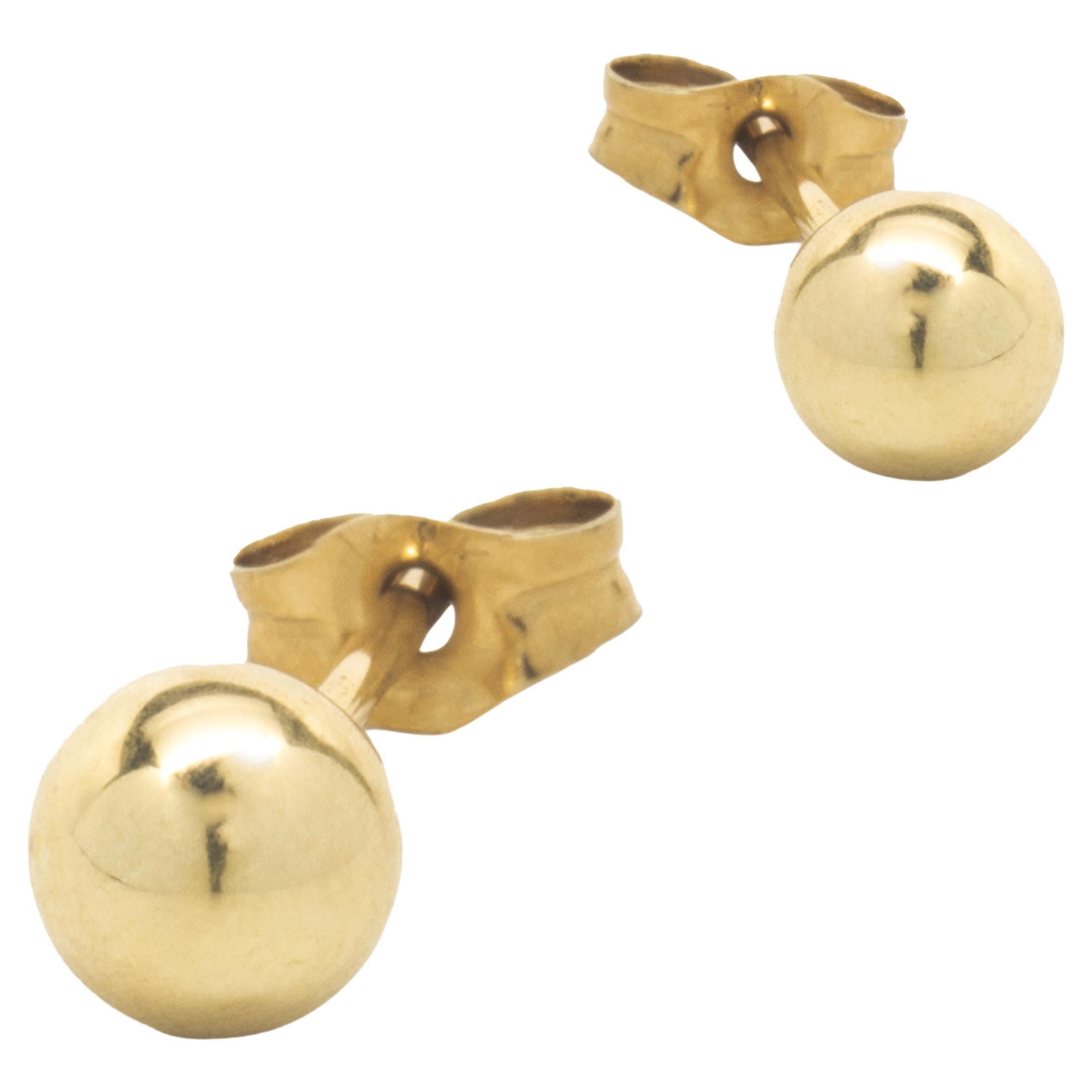 14 Karat Yellow Gold Ball Stud Earrings For Sale at 1stDibs