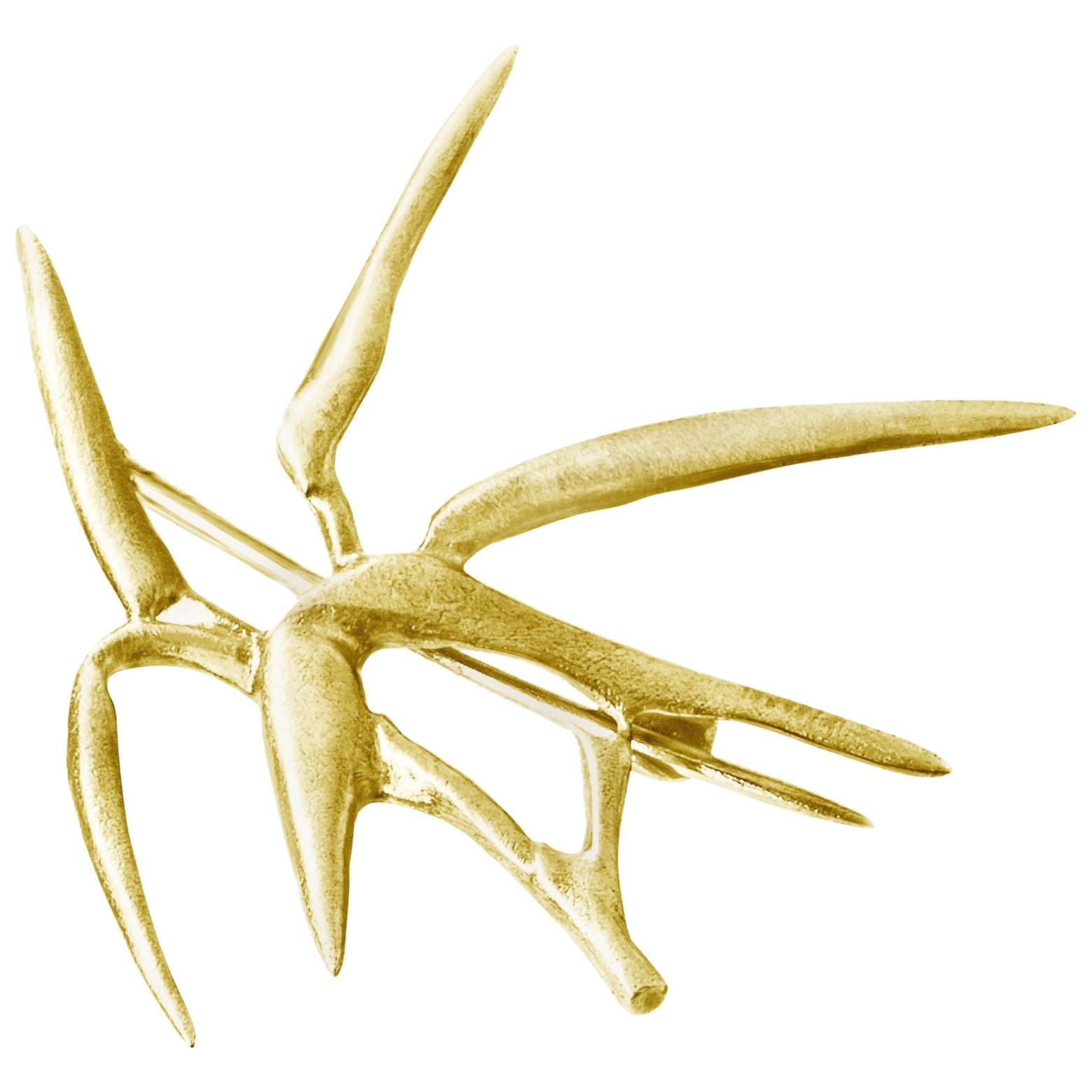 Broche en forme de bambou en or jaune quatorze carats N1 de l'artiste