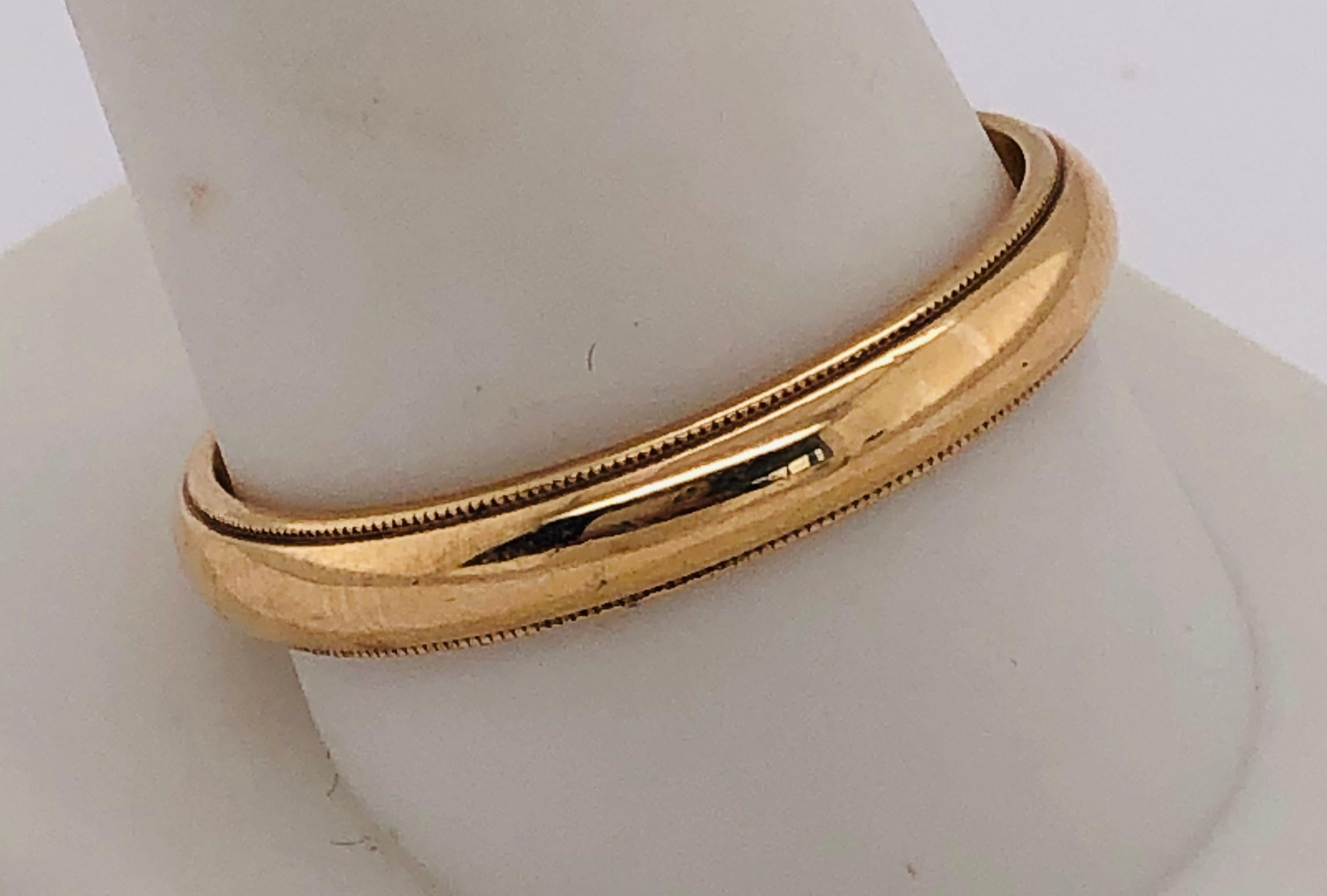 14 Karat Yellow Gold Band / Wedding Ring In Good Condition For Sale In Stamford, CT