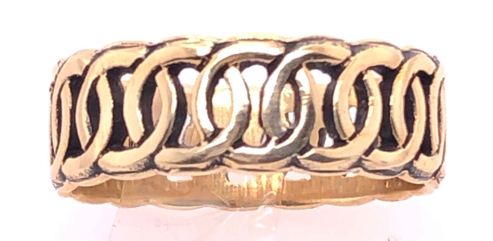 14 Karat Gelbgold Band/Hochzeitsring Größe 5,5.
4.7 Gramm Gesamtgewicht.